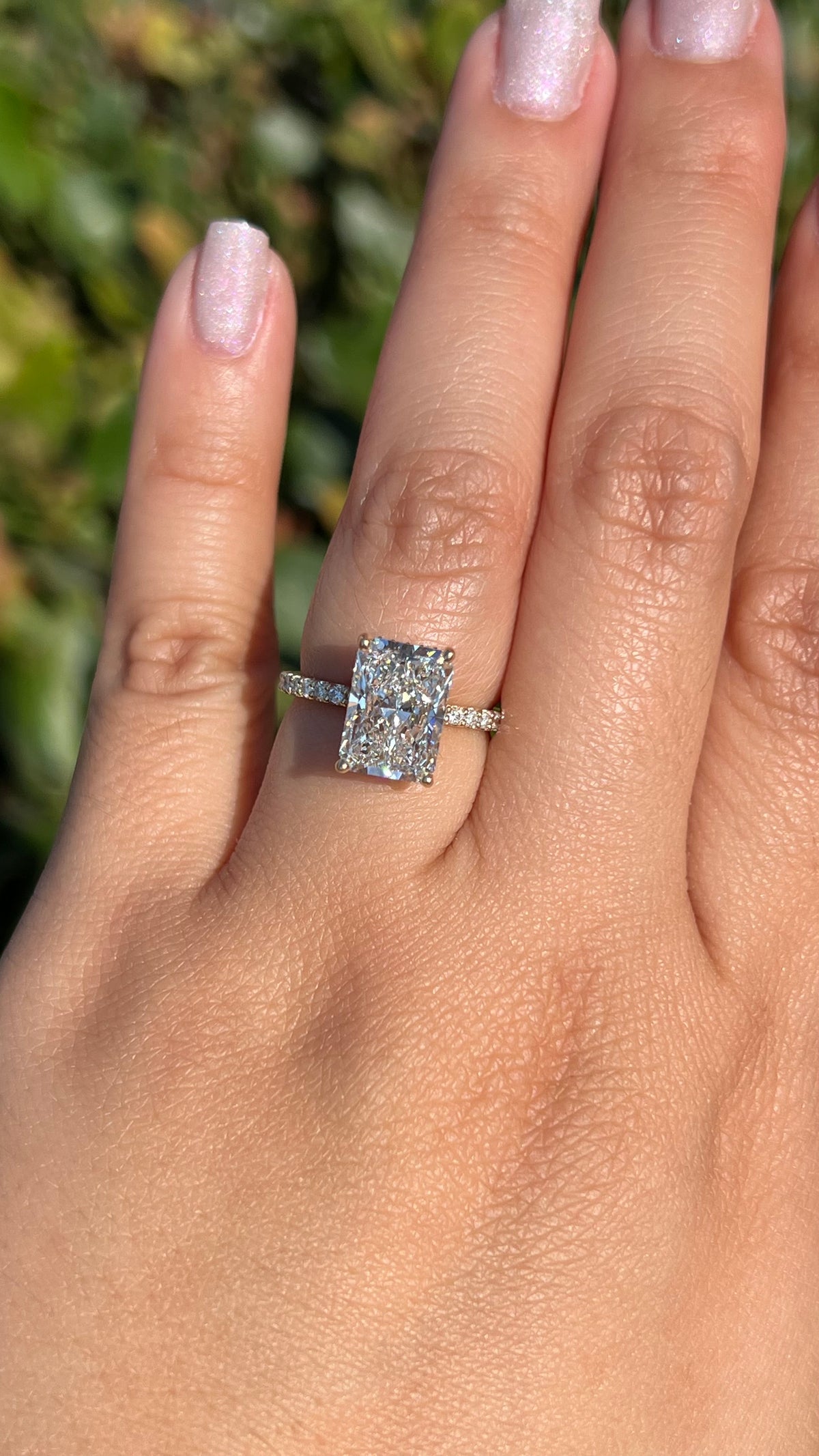 Jenni 3.53ct F-VS1 Radiant Cut Lab Grown Diamond Engagement Ring 14K Gold