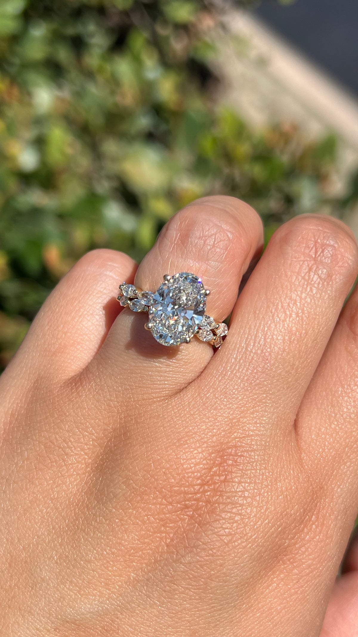 Marli 2.50ct E-VS1 Oval Cut Lab Grown Diamond Engagement Ring 14K Gold