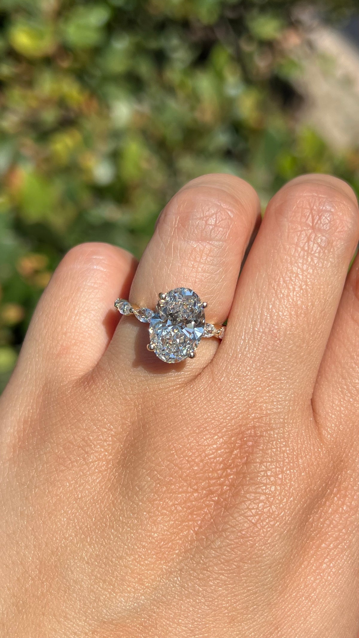 Marli 2.50ct E-VS1 Oval Cut Lab Grown Diamond Engagement Ring 14K Gold