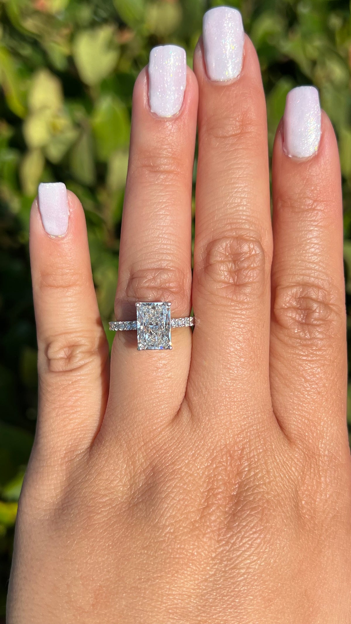 Jada 2.55ct E-VS1 Radiant Cut Lab Grown Diamond Engagement Ring 14K