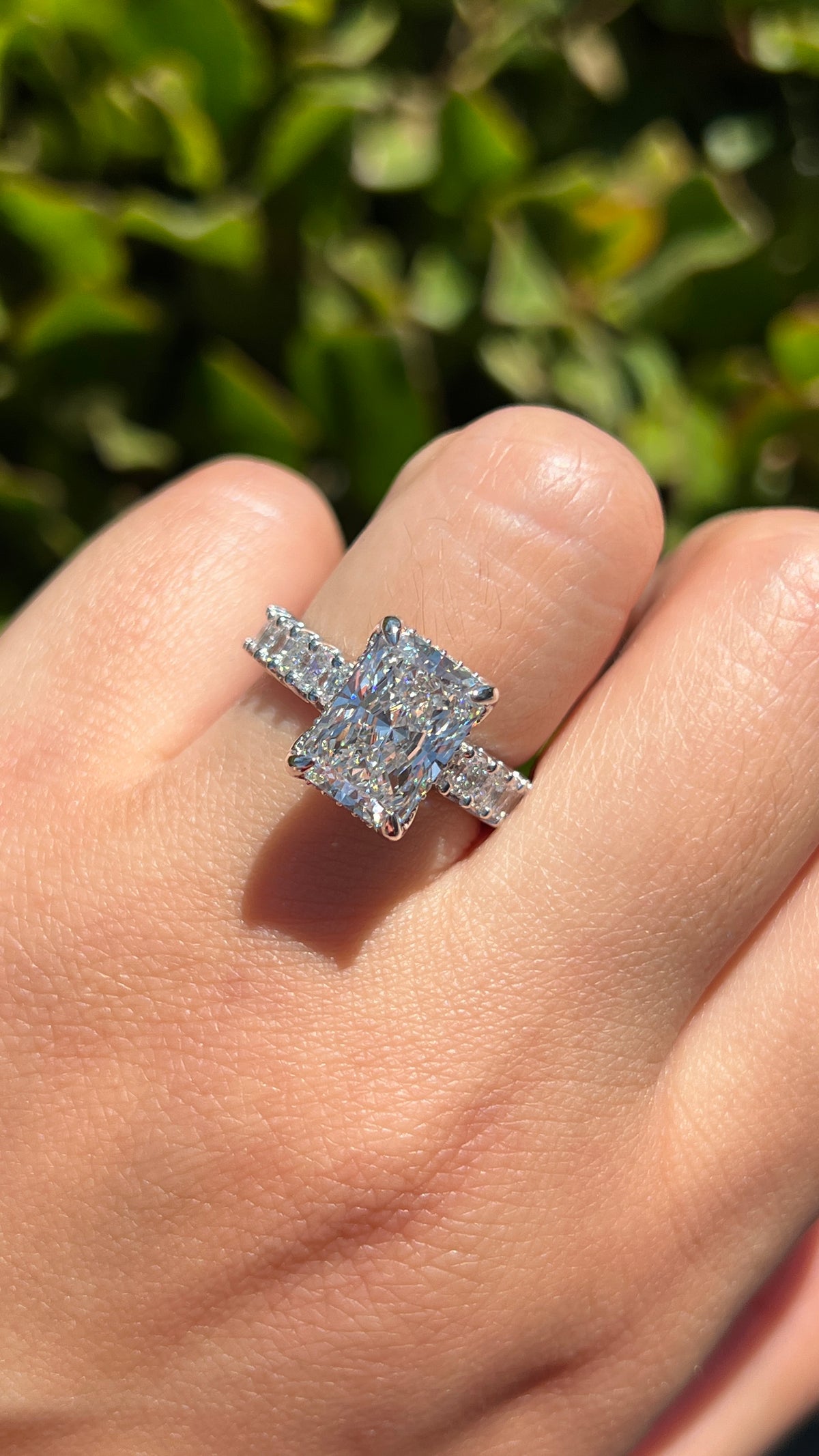 Rosie 4.03ct E-VS1 Radiant Cut Lab Grown Diamond Engagement Ring 14K Gold