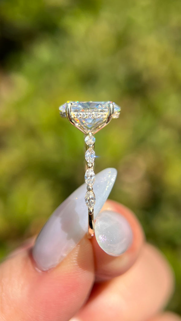 2.75ct Oval Lab Grown Diamond Ring Shared Marquise Band 14K Gold ...
