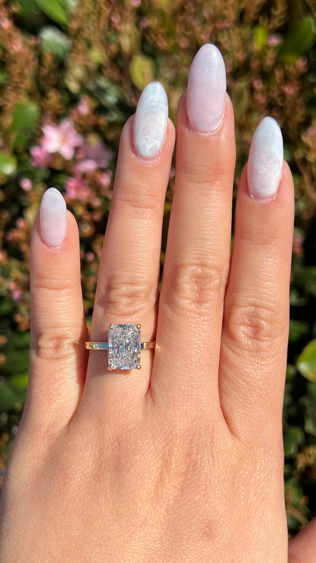 Kiana 4.09ct E-VS1 Radiant Cut Lab Grown Diamond Engagement Ring 14K Gold