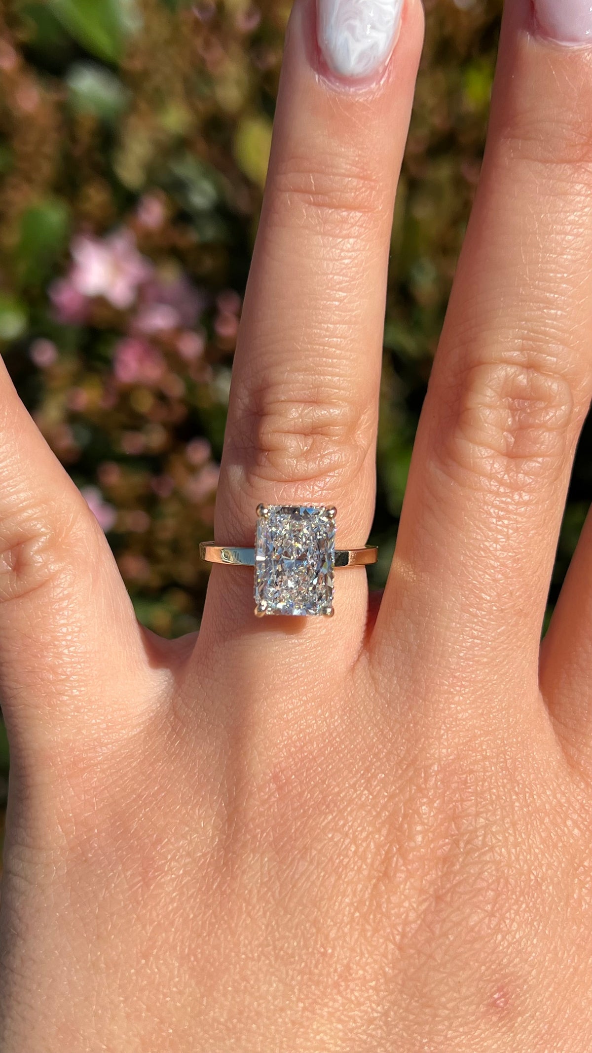 Kiana 4.09ct E-VS1 Radiant Cut Lab Grown Diamond Engagement Ring 14K Gold