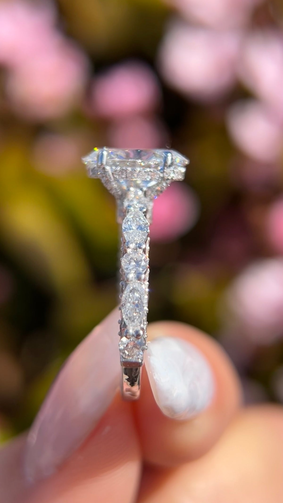 Misty 2.41ct E-VS1 Oval Cut Lab Grown Diamond Engagement Ring 14K Gold