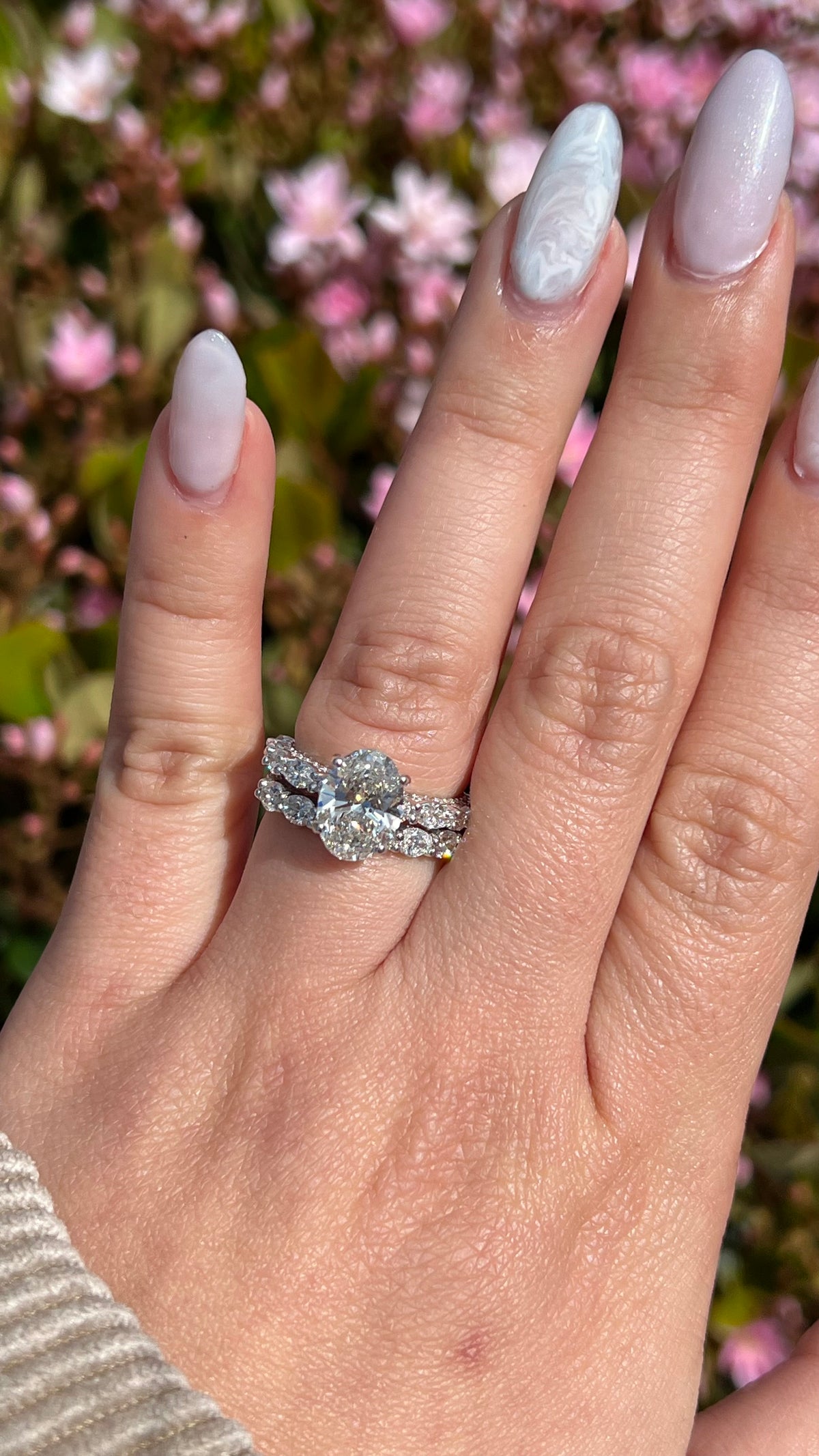 Misty 2.41ct E-VS1 Oval Cut Lab Grown Diamond Engagement Ring 14K Gold