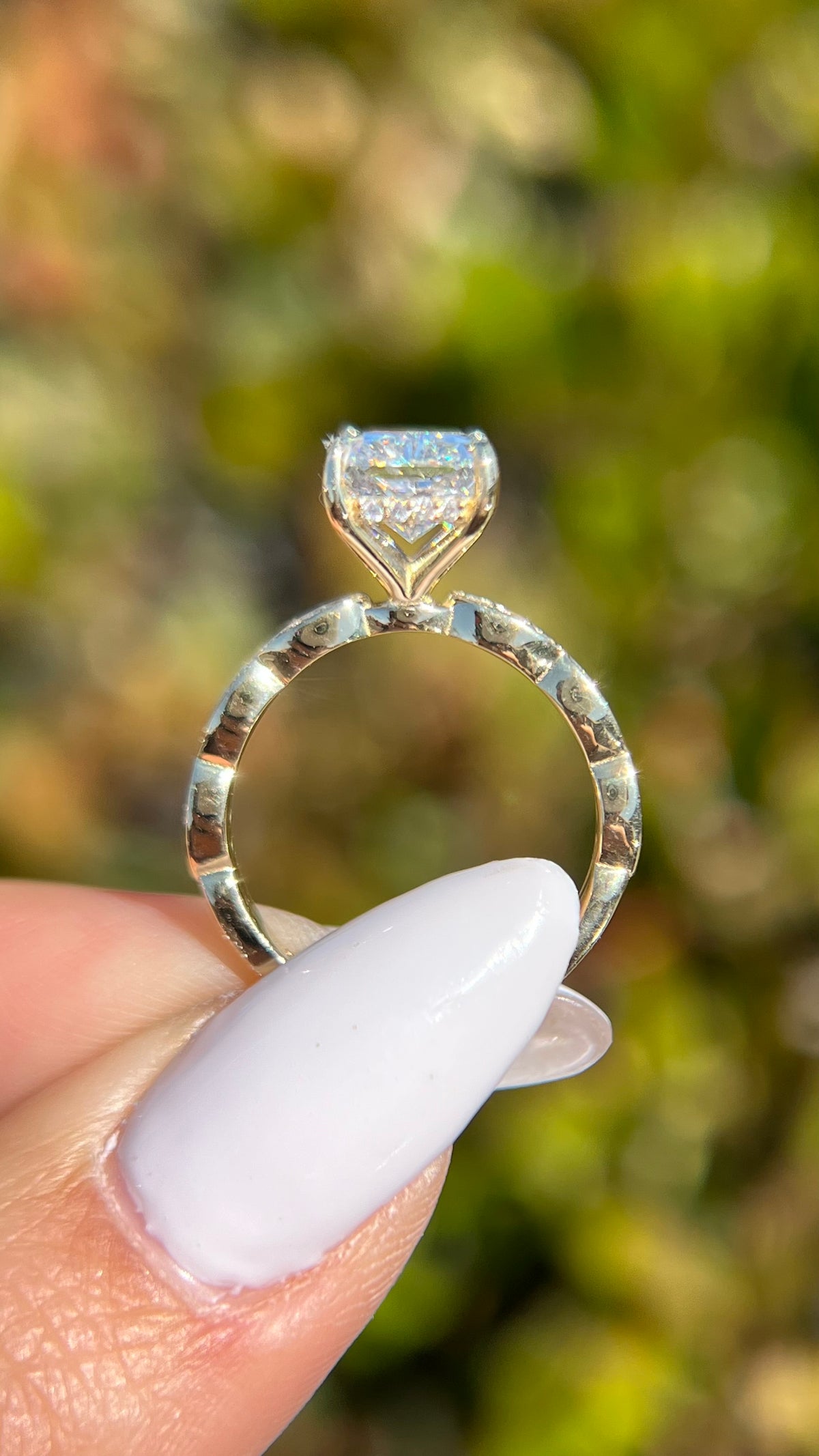 Miley 3.01ct F-VS1 Radiant Cut Lab Grown Diamond Engagement Ring 14K Gold