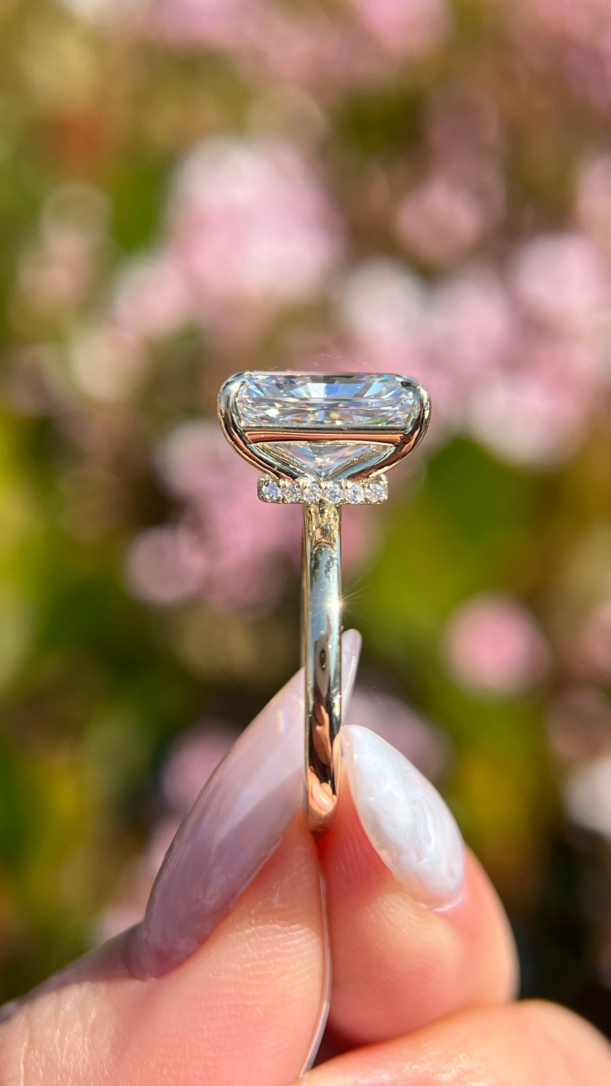 Andrea 5.77ct F-VS2 Radiant Cut Lab Grown Diamond Engagement Ring 14K Gold