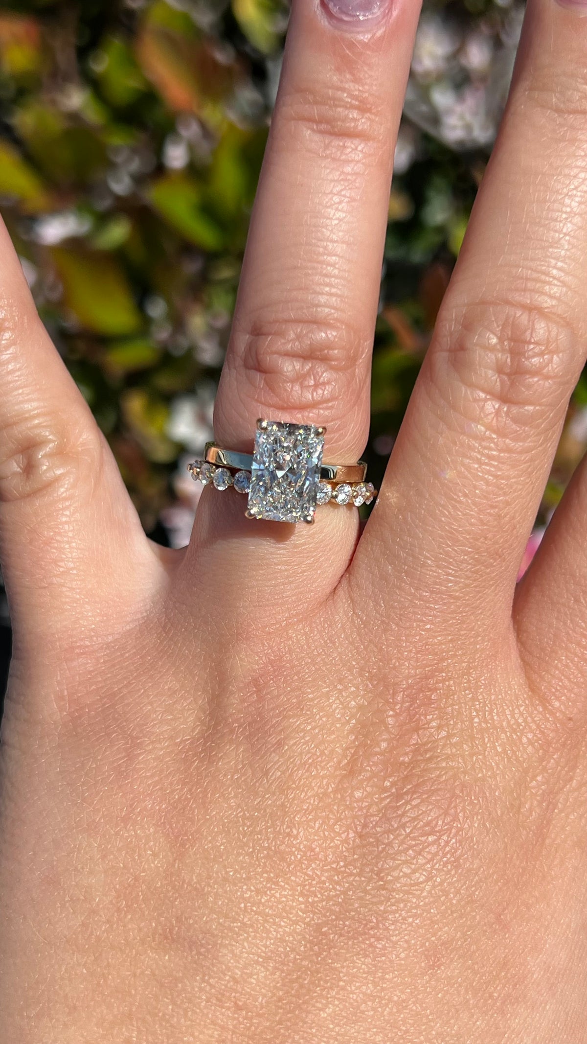 Andrea 3.48ct E-VS1 Radiant Cut Lab Grown Diamond Engagement Ring 14K Gold