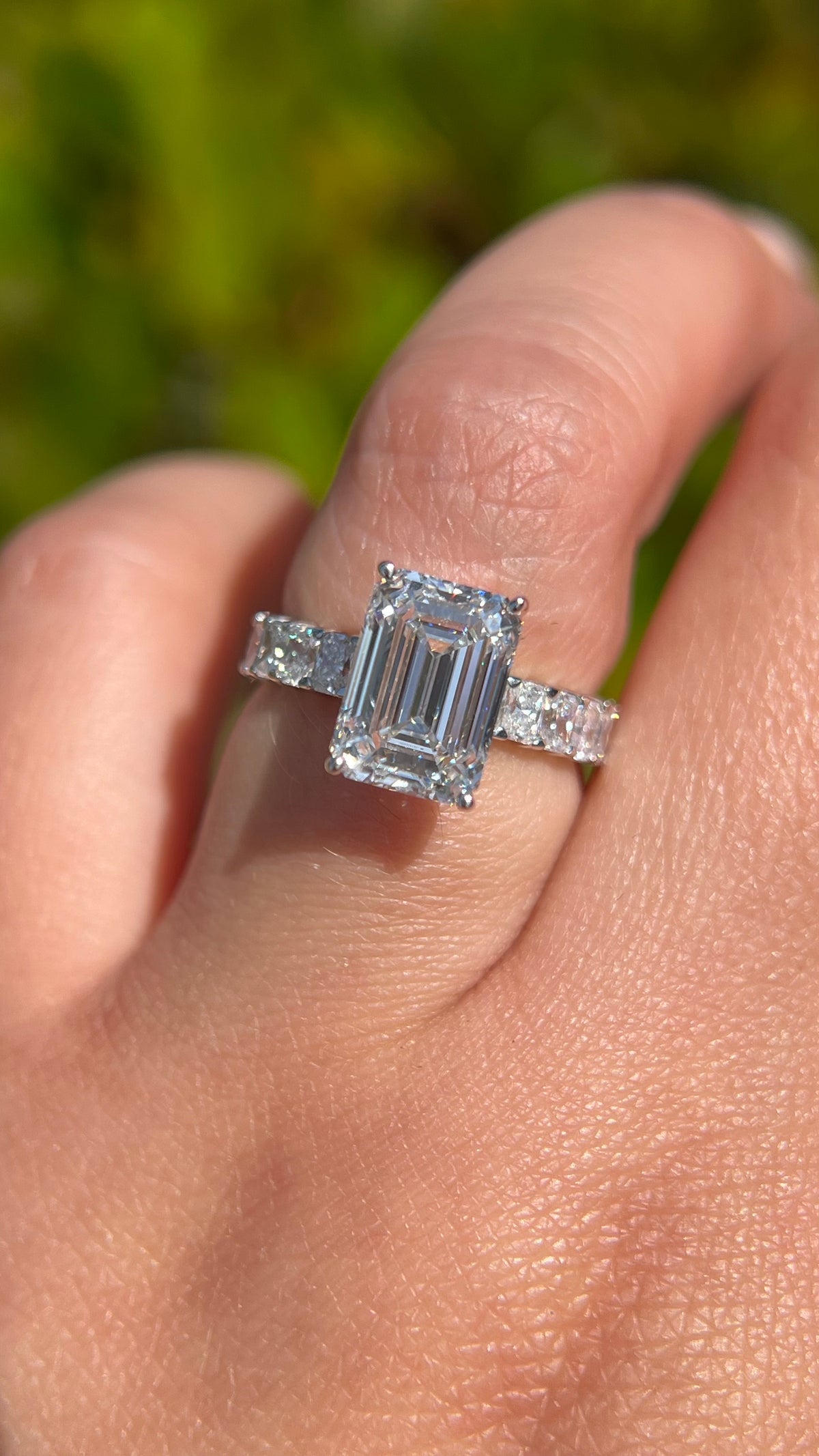 Reyna 4.03ct E-VS1 Emerald Cut Lab Grown Diamond Engagement Ring 14K Gold