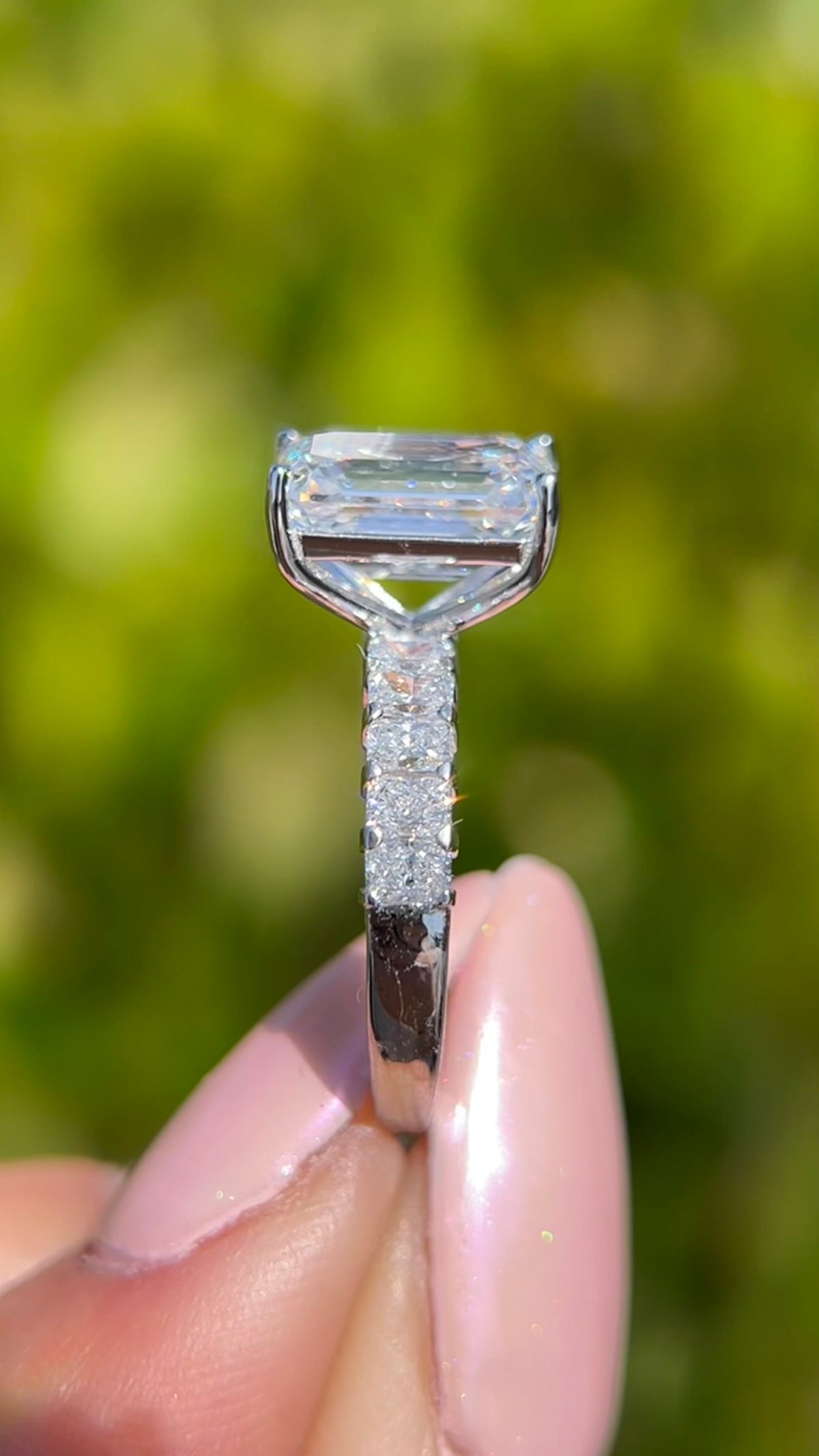 Reyna 4.03ct E-VS1 Emerald Cut Lab Grown Diamond Engagement Ring 14K Gold