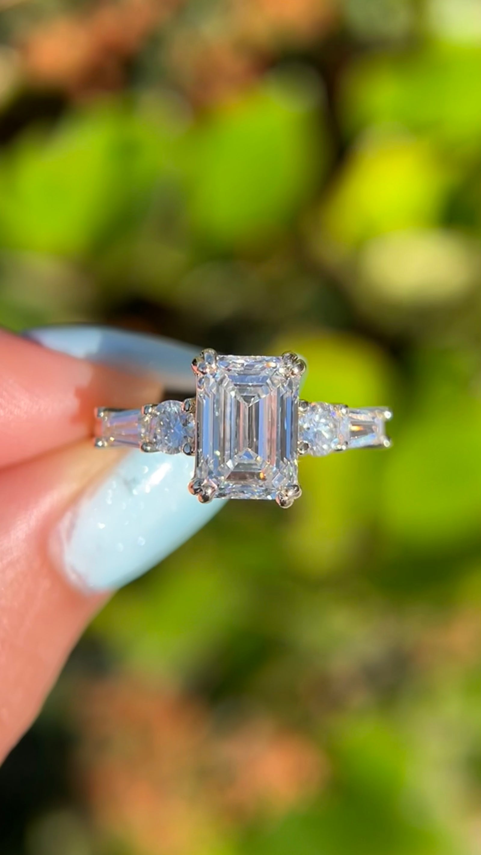 Blaire 3.10ct E-VS1 Emerald Cut Lab Grown Diamond Engagement Ring 14K Gold