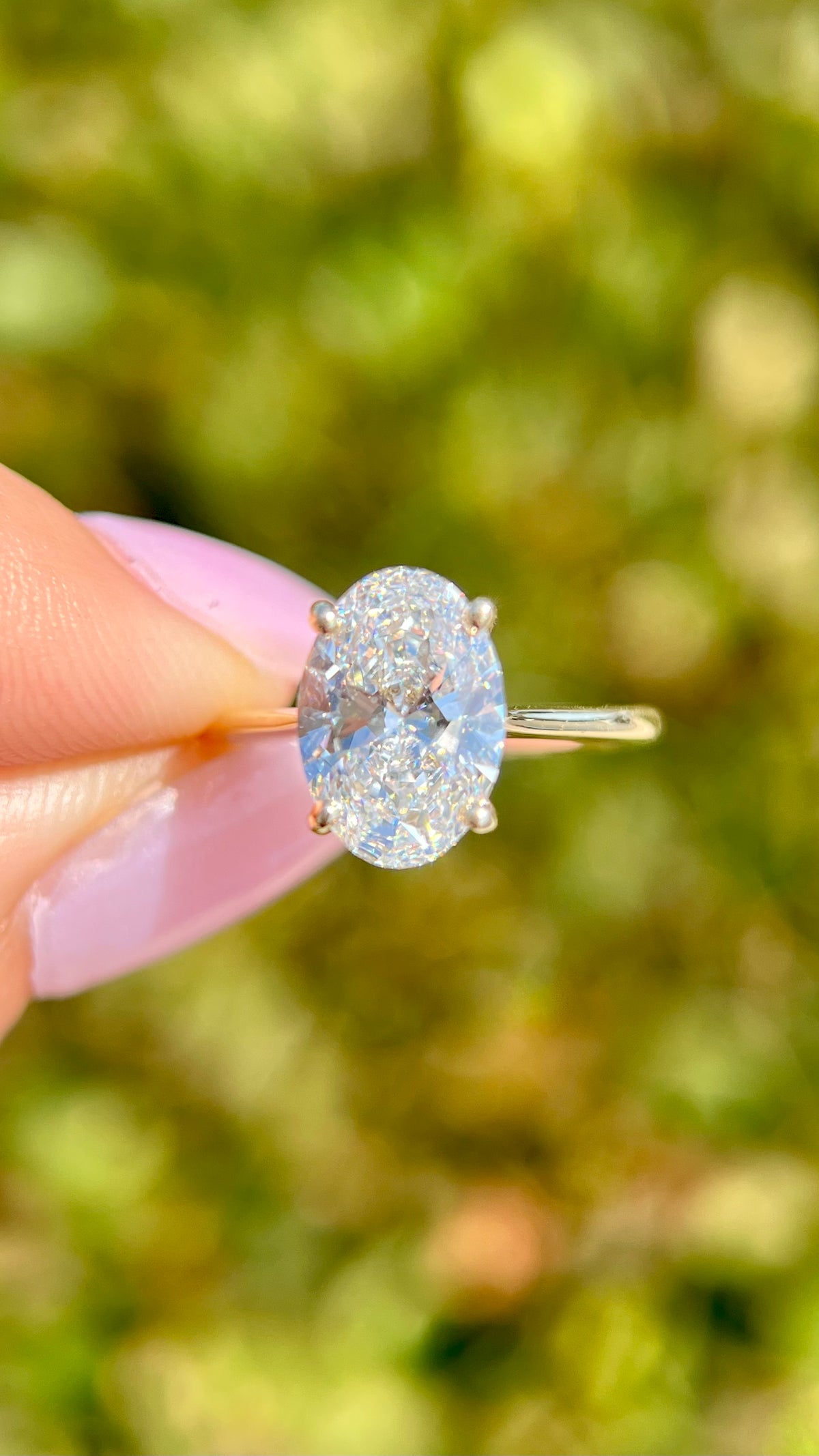 Ava 2.68ct E-VS1 Oval Cut Lab Grown Diamond Engagement Ring 14K Gold