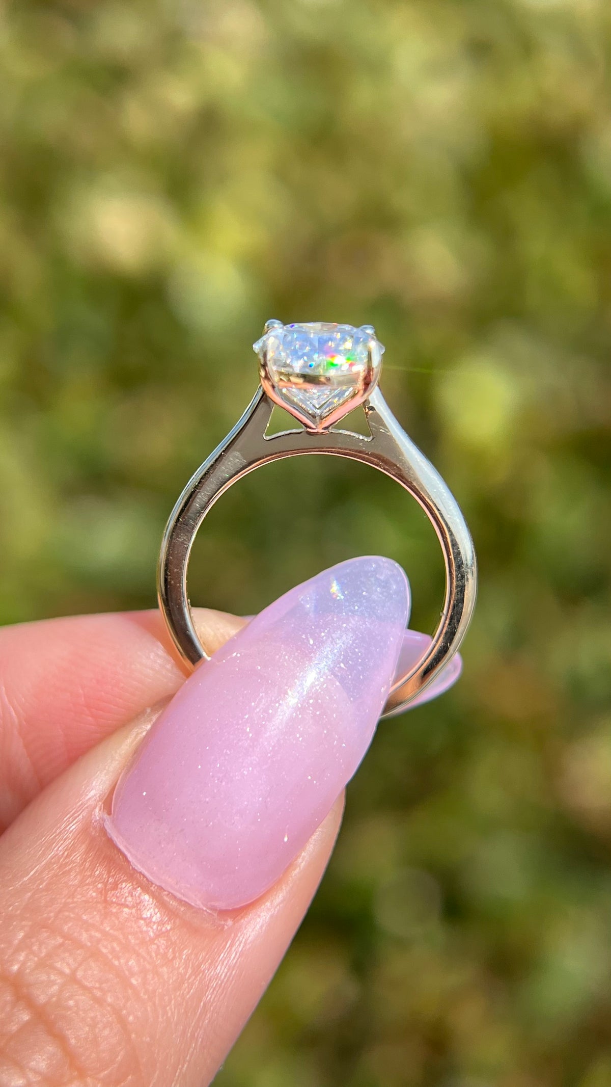 Ava 2.68ct E-VS1 Oval Cut Lab Grown Diamond Engagement Ring 14K Gold