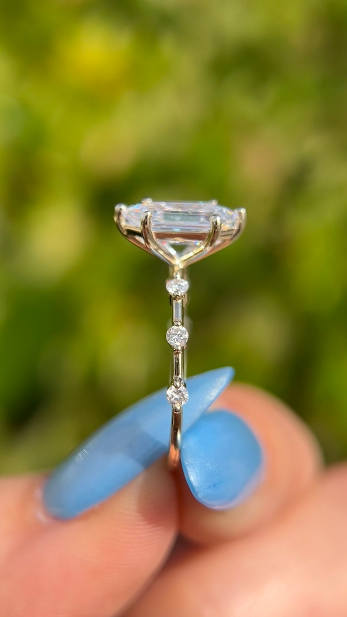 Bella 1.80ct E-VS1 Hexagon Cut Lab Grown Diamond Engagement Ring 14K Gold