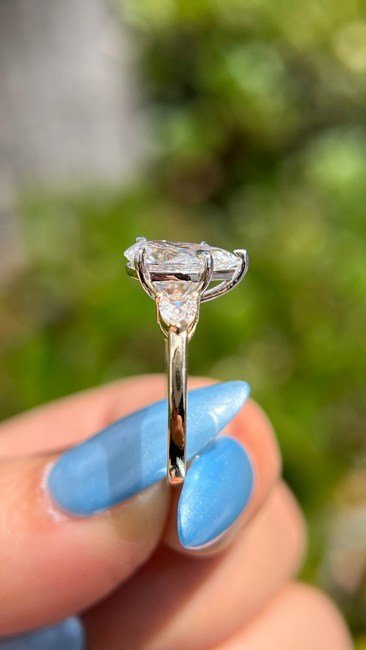 Pam 2.07ct  F-VS1 Pear Cut Lab Grown Diamond Engagement Ring 14K Gold