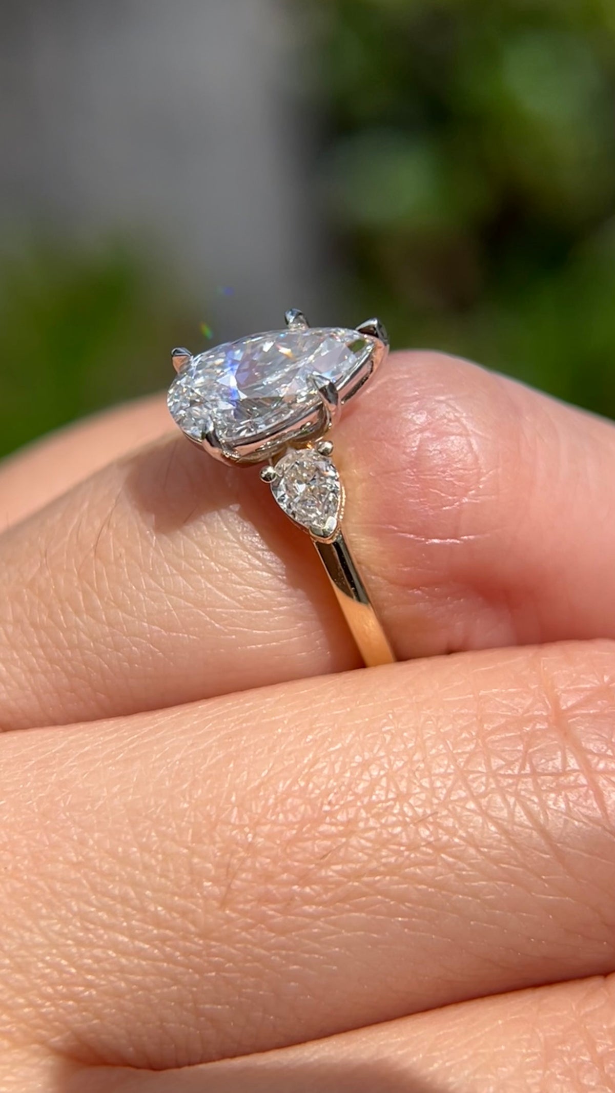 Pam 2.07ct  F-VS1 Pear Cut Lab Grown Diamond Engagement Ring 14K Gold