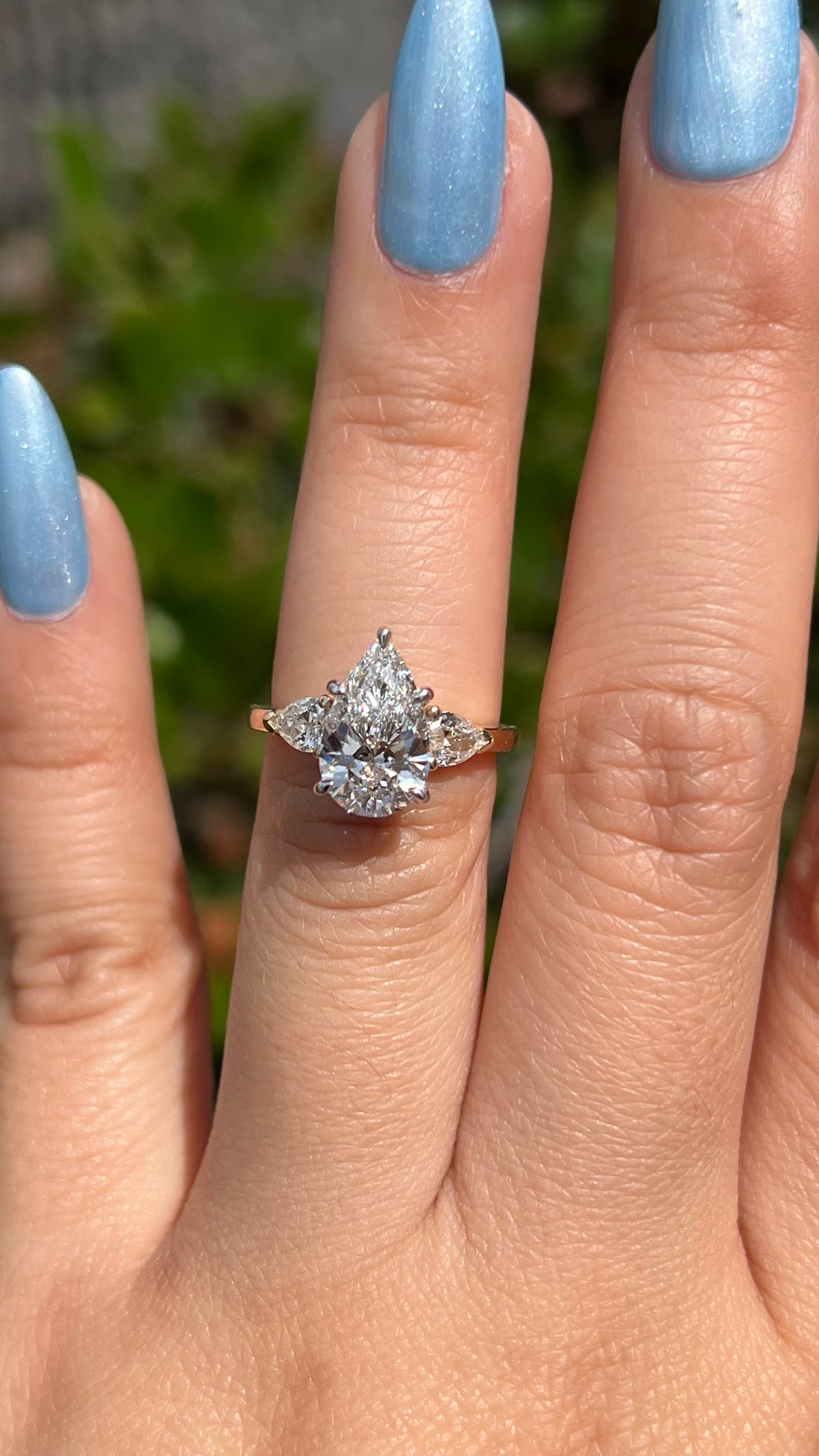 Pam 2.07ct  F-VS1 Pear Cut Lab Grown Diamond Engagement Ring 14K Gold