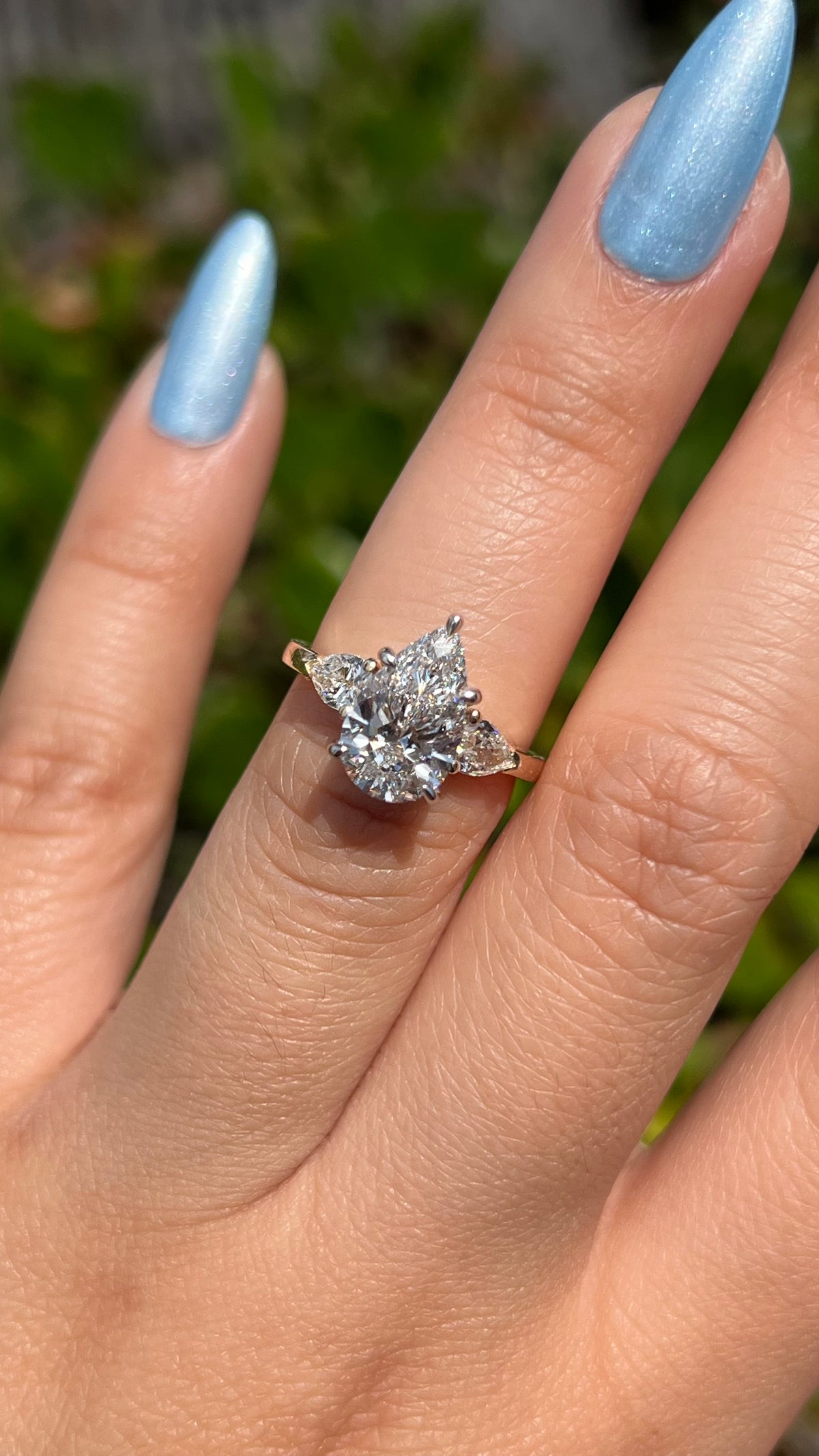 Pam 2.07ct  F-VS1 Pear Cut Lab Grown Diamond Engagement Ring 14K Gold