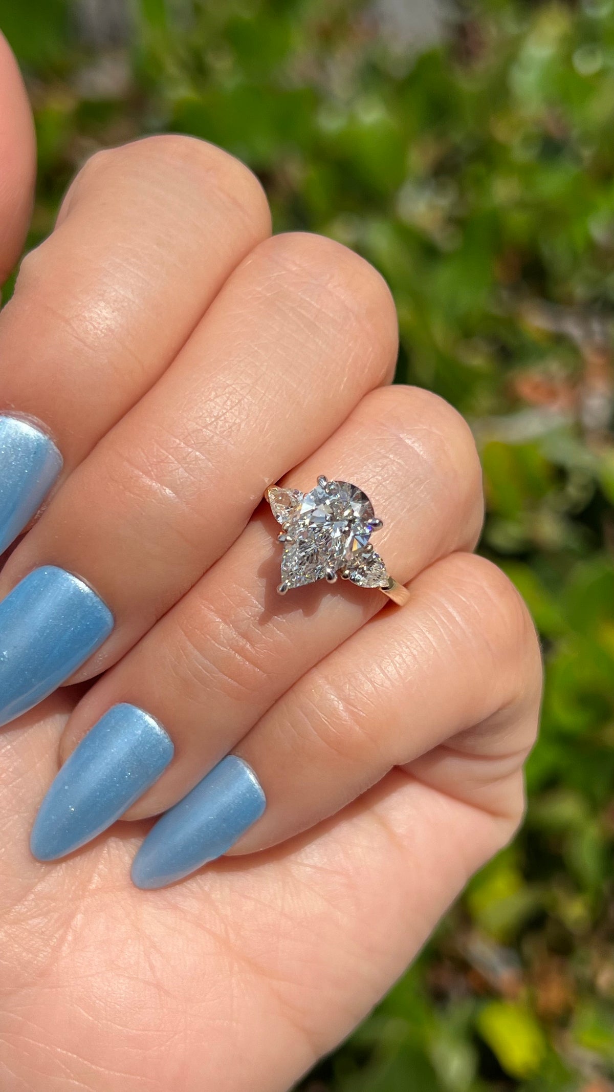 Pam 2.07ct  F-VS1 Pear Cut Lab Grown Diamond Engagement Ring 14K Gold