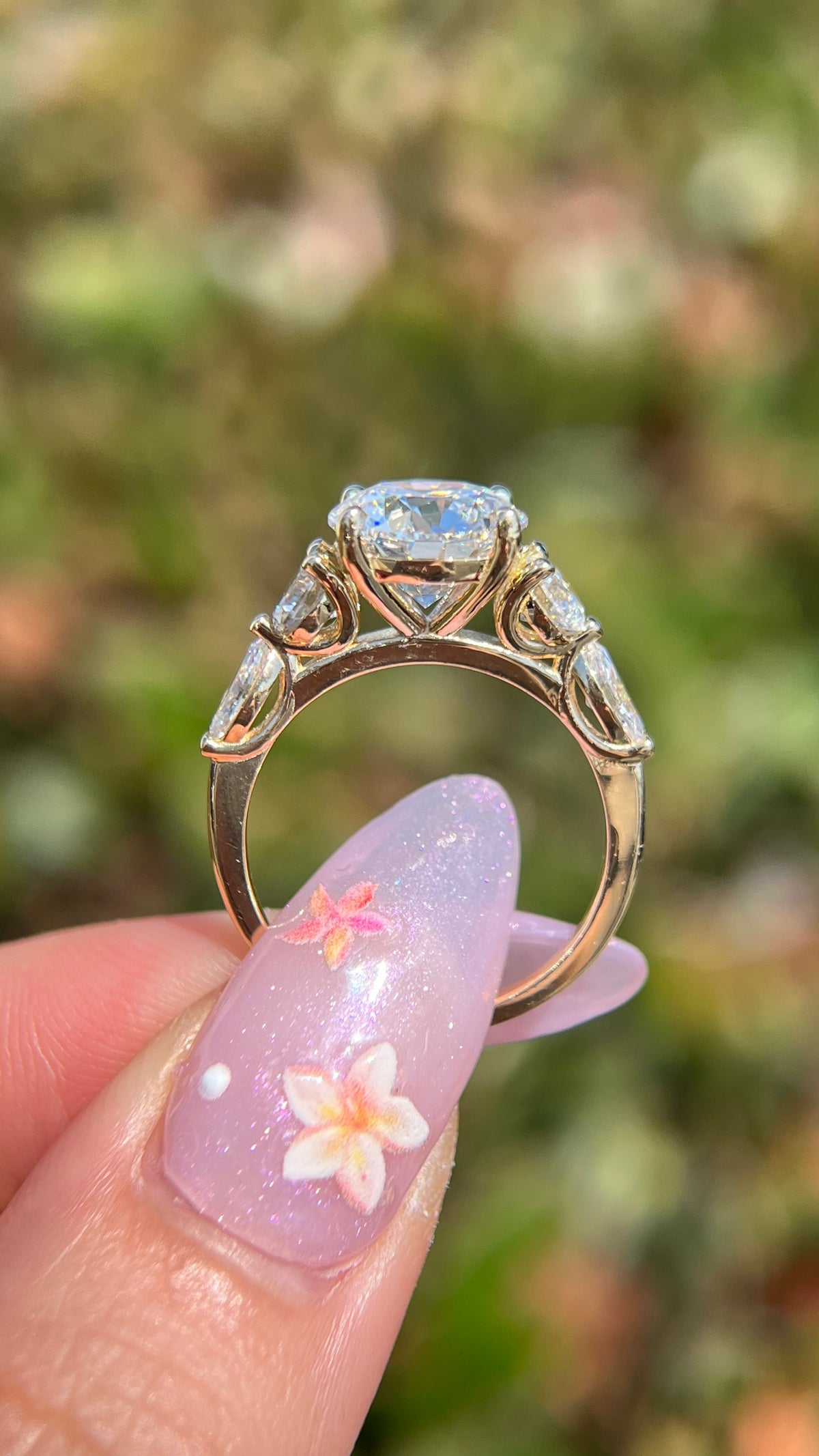 Melly 2.90ct E-VS1 Round Cut Lab Grown Diamond Engagement Ring 14K Gold