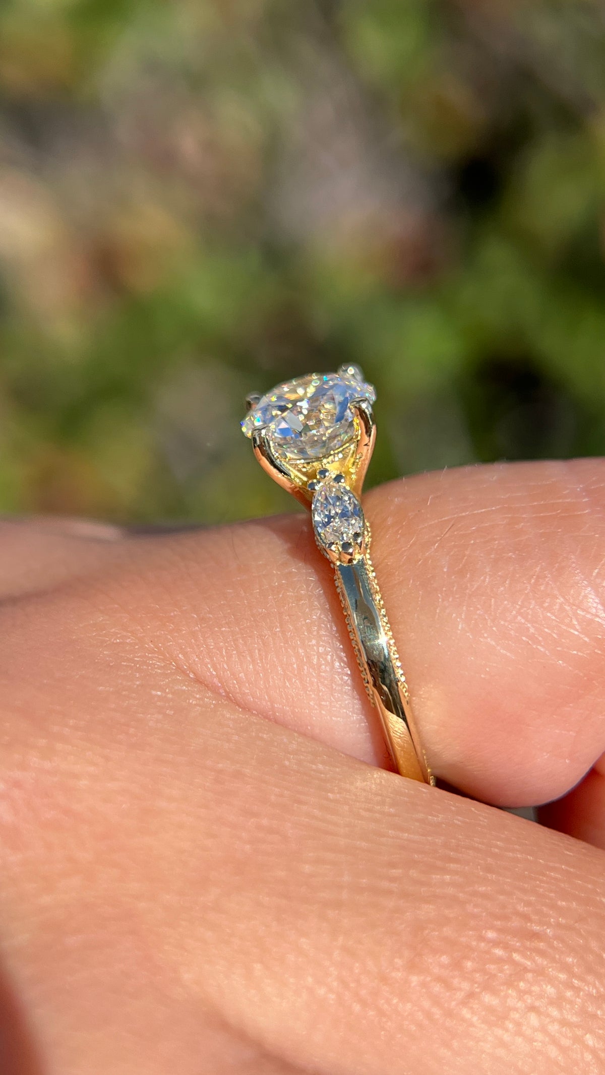 Hannah 2.02ct E-VS1 Round Cut Lab Grown Diamond Engagement Ring 14K Gold