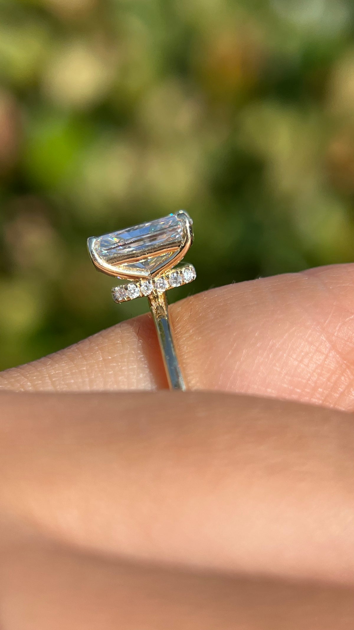 Sophi 2.55ct E-VS1 Radiant Cut Lab Grown Diamond Engagement Ring 14K Gold