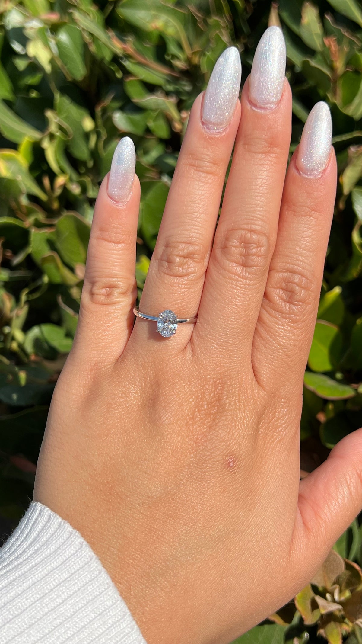 Evie 1.00ct E-VS1 Oval Cut Lab Grown Diamond Engagement Ring 14K Gold