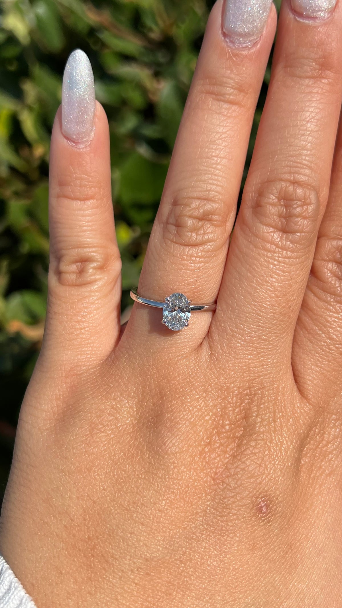 Evie 1.00ct E-VS1 Oval Cut Lab Grown Diamond Engagement Ring 14K Gold