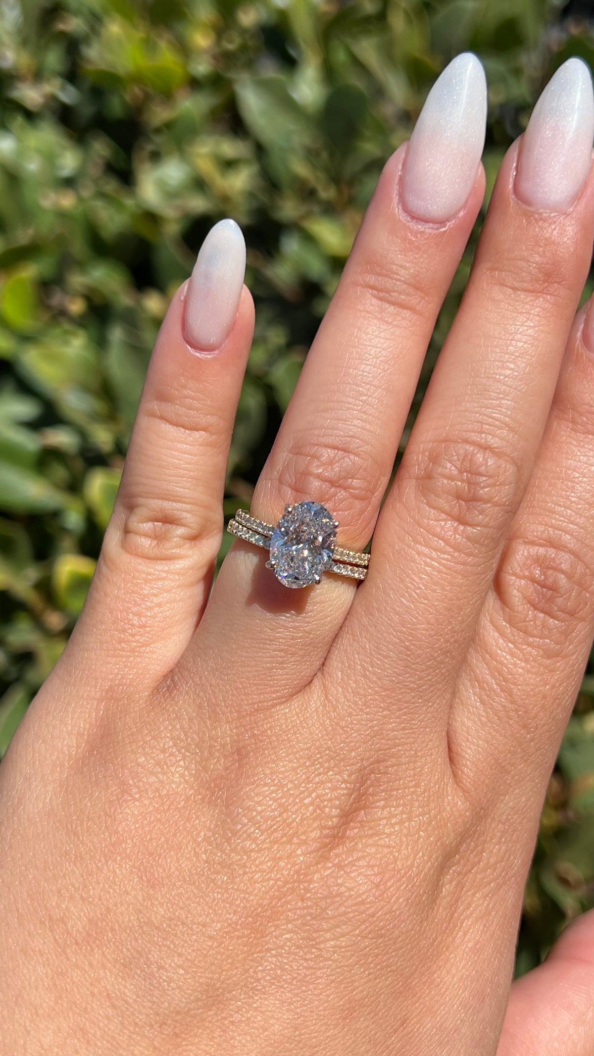 Jodi 3.09ct E-VS1 Oval Cut Lab Grown Diamond Engagement Ring 14K Gold