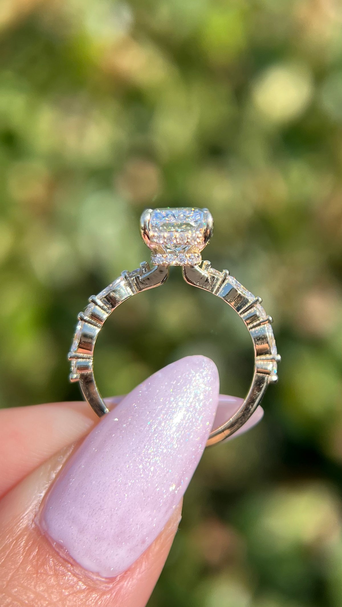 Mari 2.55ct E-VS1 Radiant Cut Lab Grown Diamond Engagement Ring 14K Gold