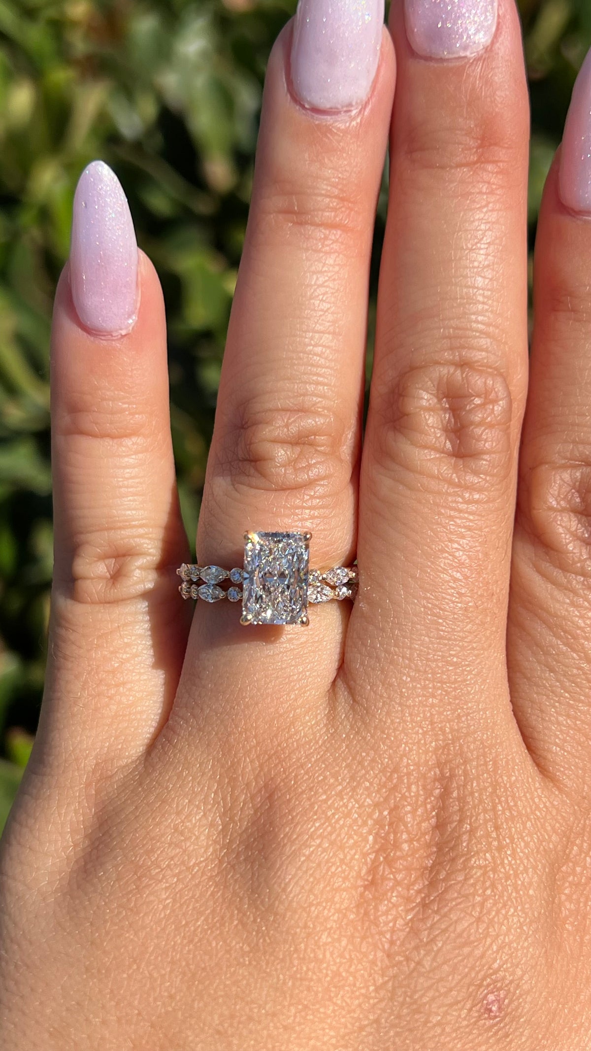 Mari 2.55ct E-VS1 Radiant Cut Lab Grown Diamond Engagement Ring 14K Gold