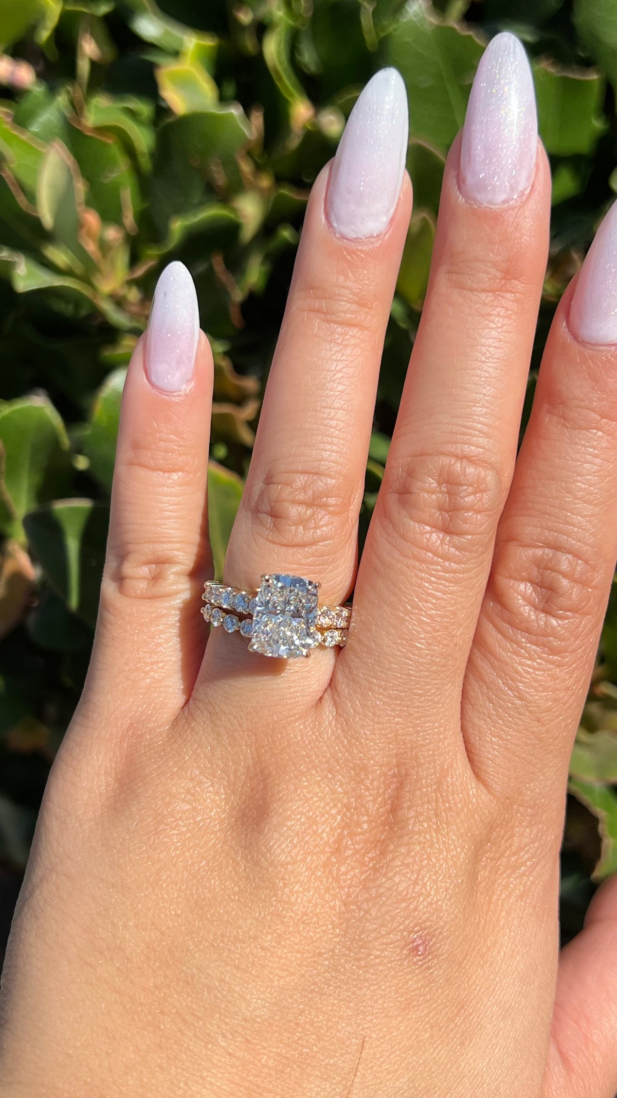 Crystal 4.07ct E-VS1 Cushion Cut Lab Grown Diamond Engagement Ring 14K Gold