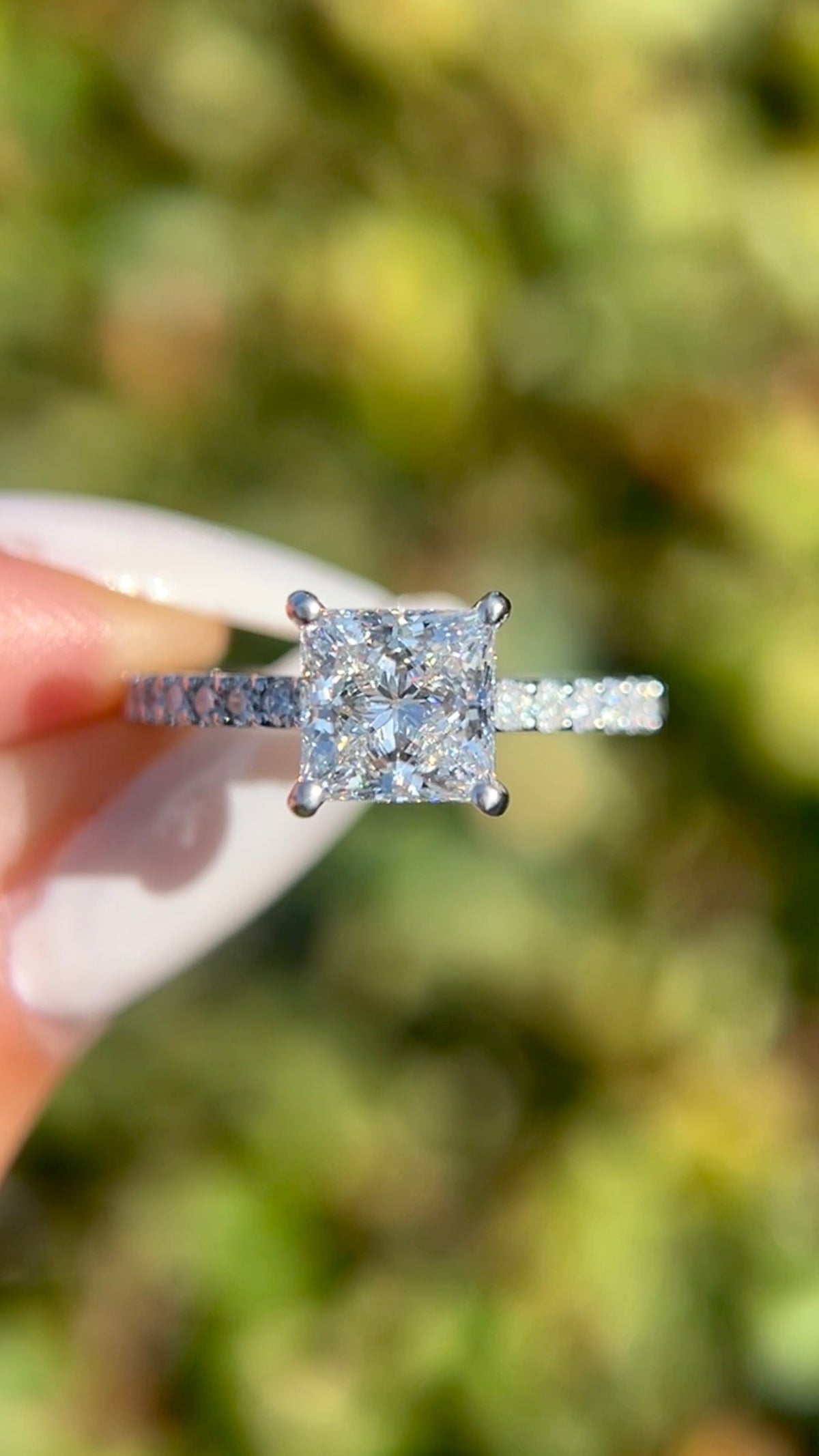 Jada 2.57ct F-VS1 Princess Cut Lab Grown Diamond Engagement Ring 14K Gold