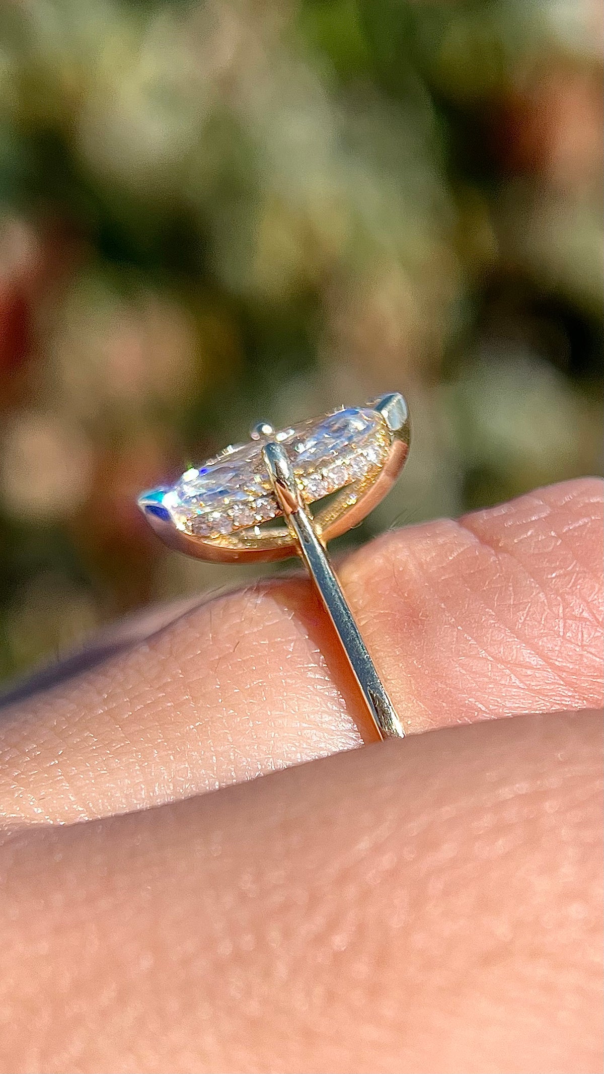 Ava 2.09ct E-VS1 Marquise Cut Lab Grown Diamond Engagement Ring 14K Gold