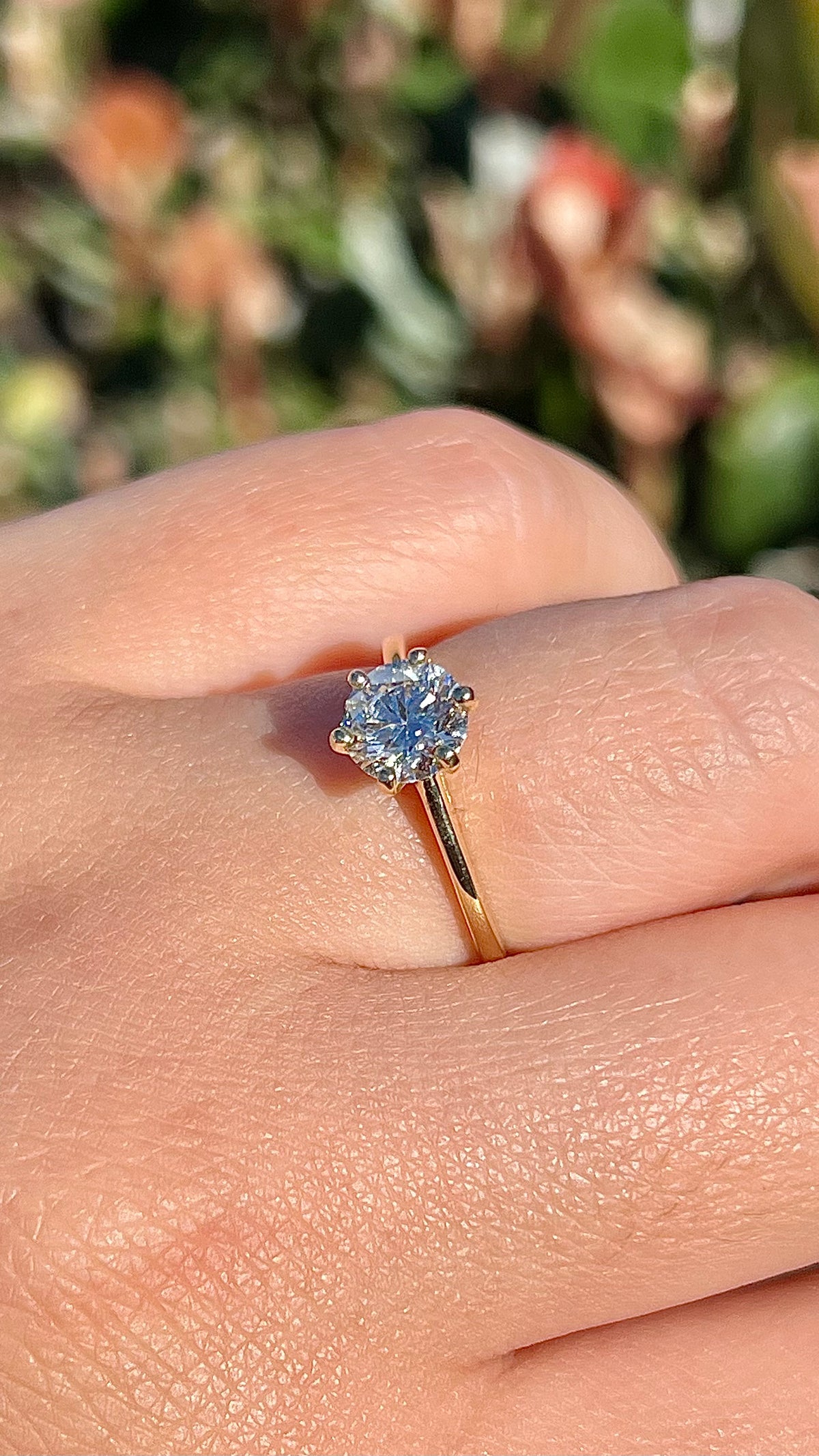 Ava 1.08ct F-VS1 Round Cut Lab Grown Diamond Engagement Ring 14K Gold