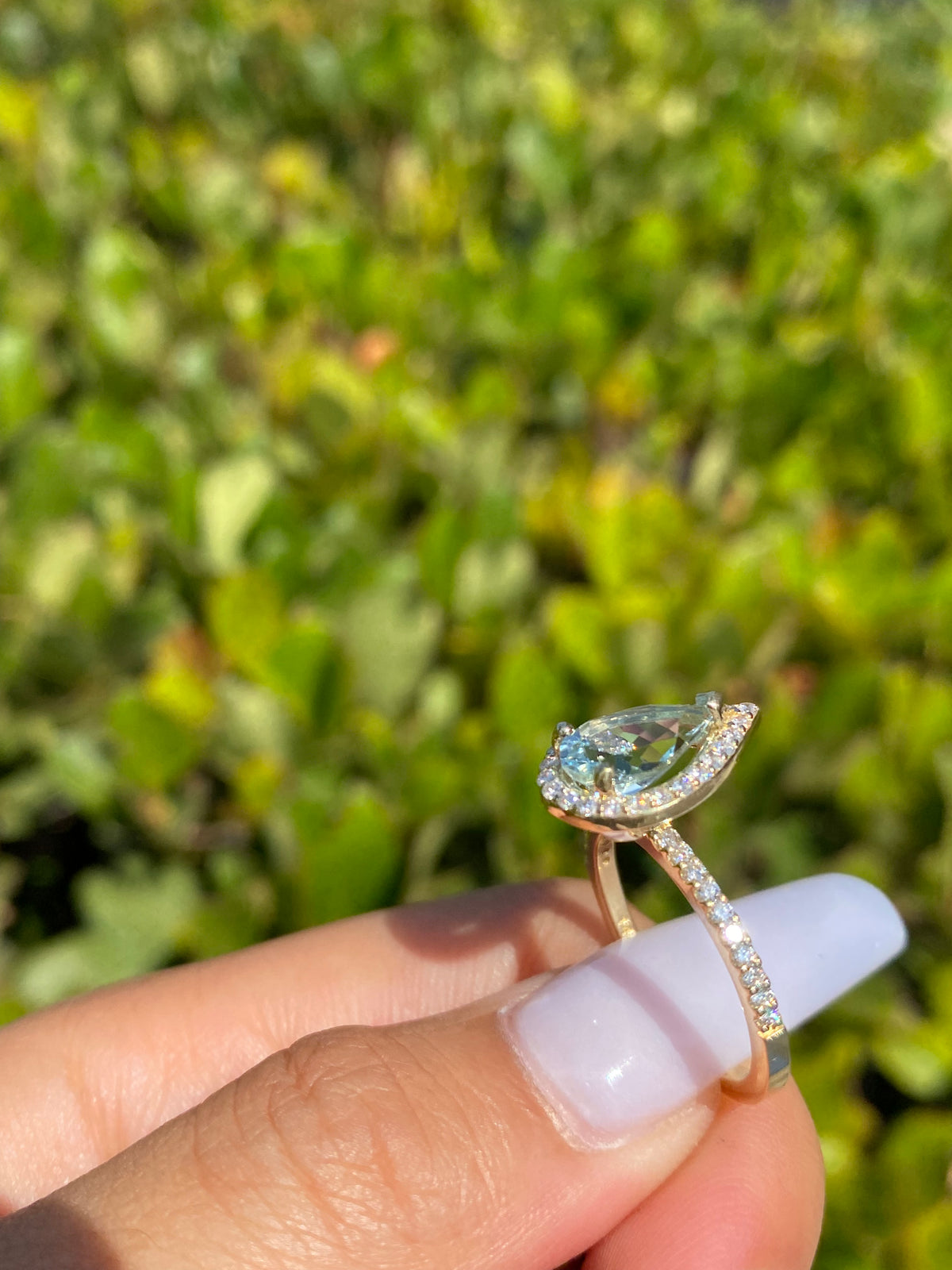 10x7mm 1.8-2.0 CT Pear Cut Aquamarine Diamond Halo 14K Gold Ring BSAQ4