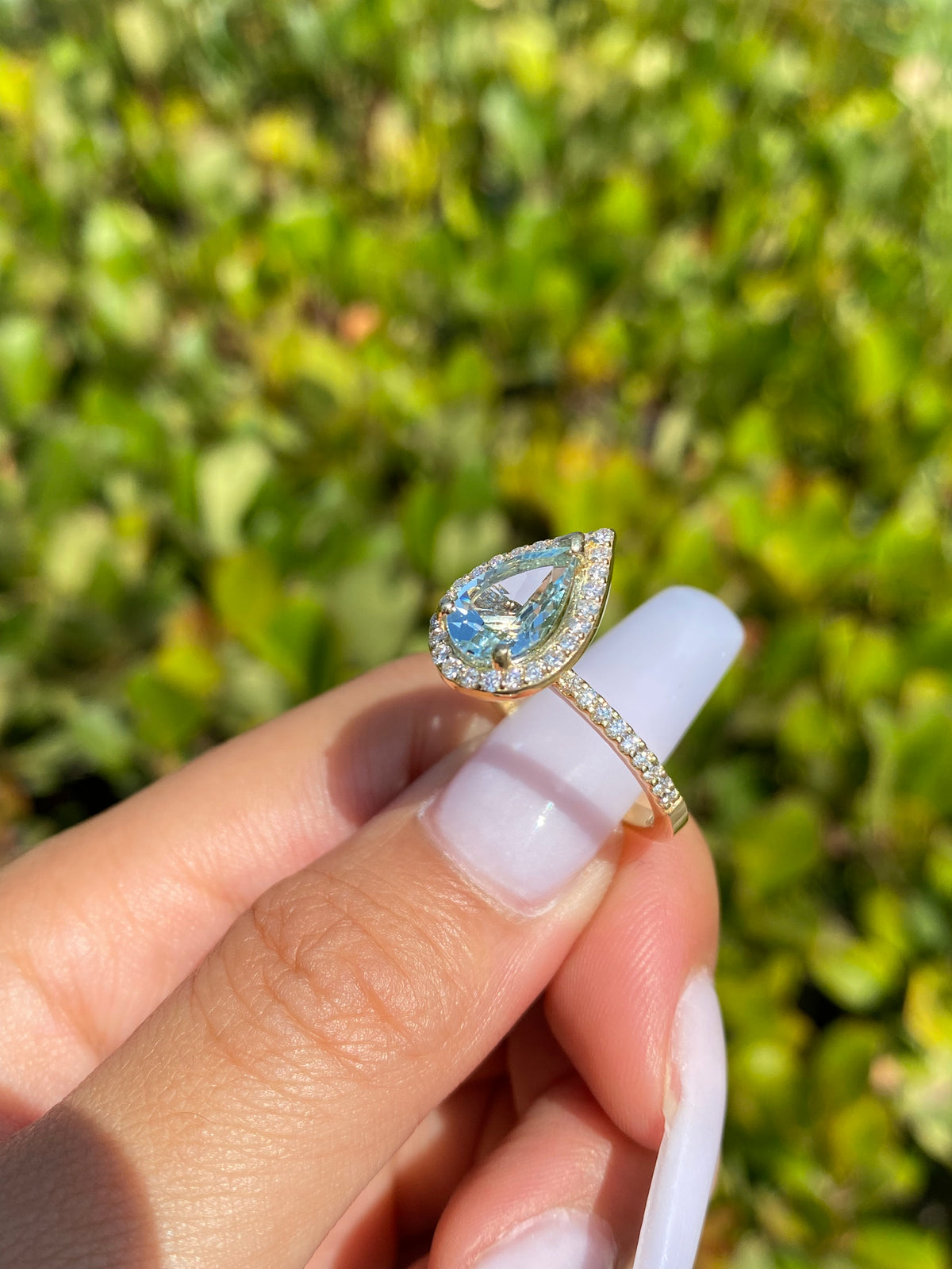 10x7mm 1.8-2.0 CT Pear Cut Aquamarine Diamond Halo 14K Gold Ring BSAQ4