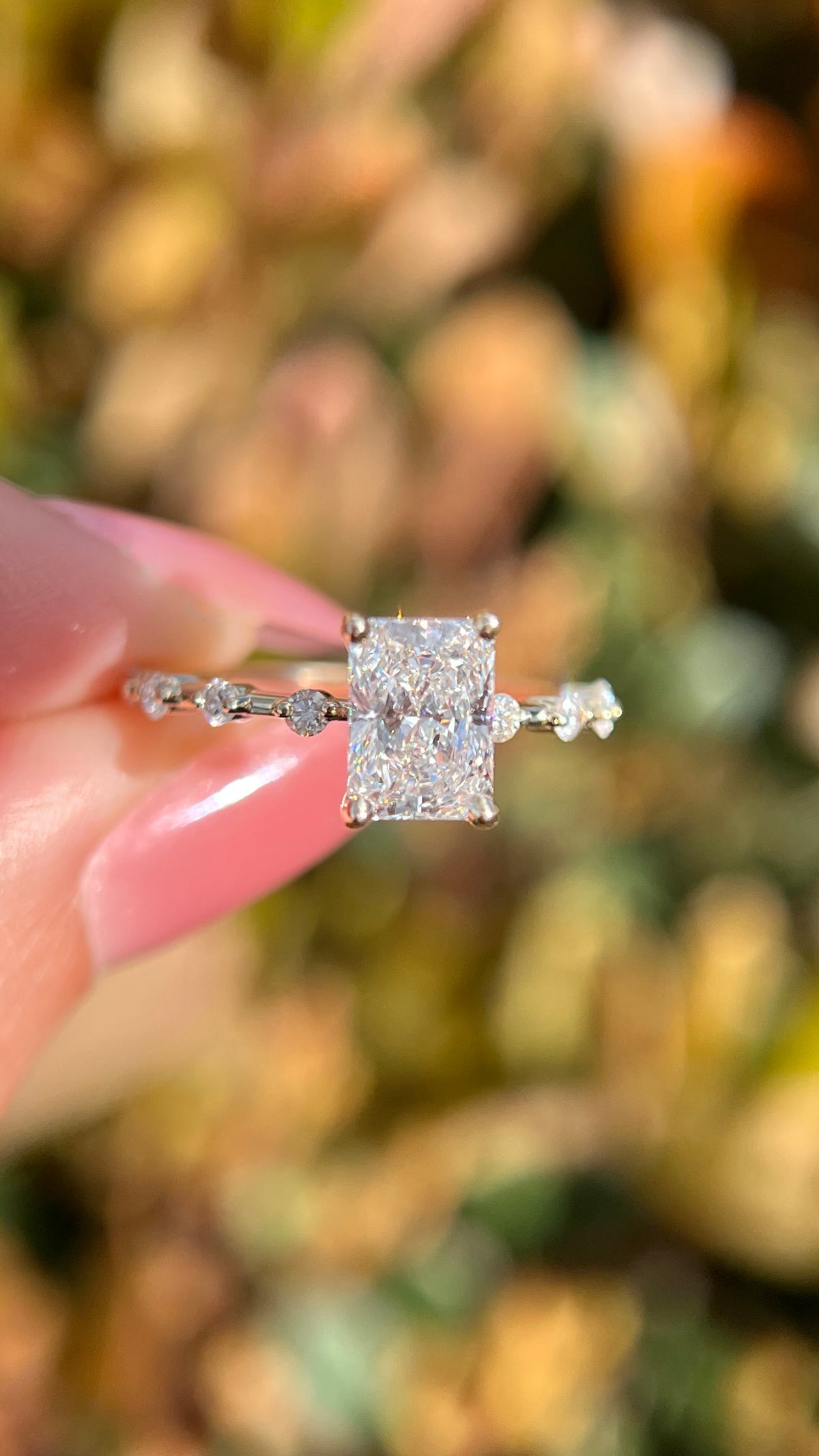 Bella 1.51ct E-VS1 Radiant Cut Lab Grown Diamond Engagement Ring 14K Gold