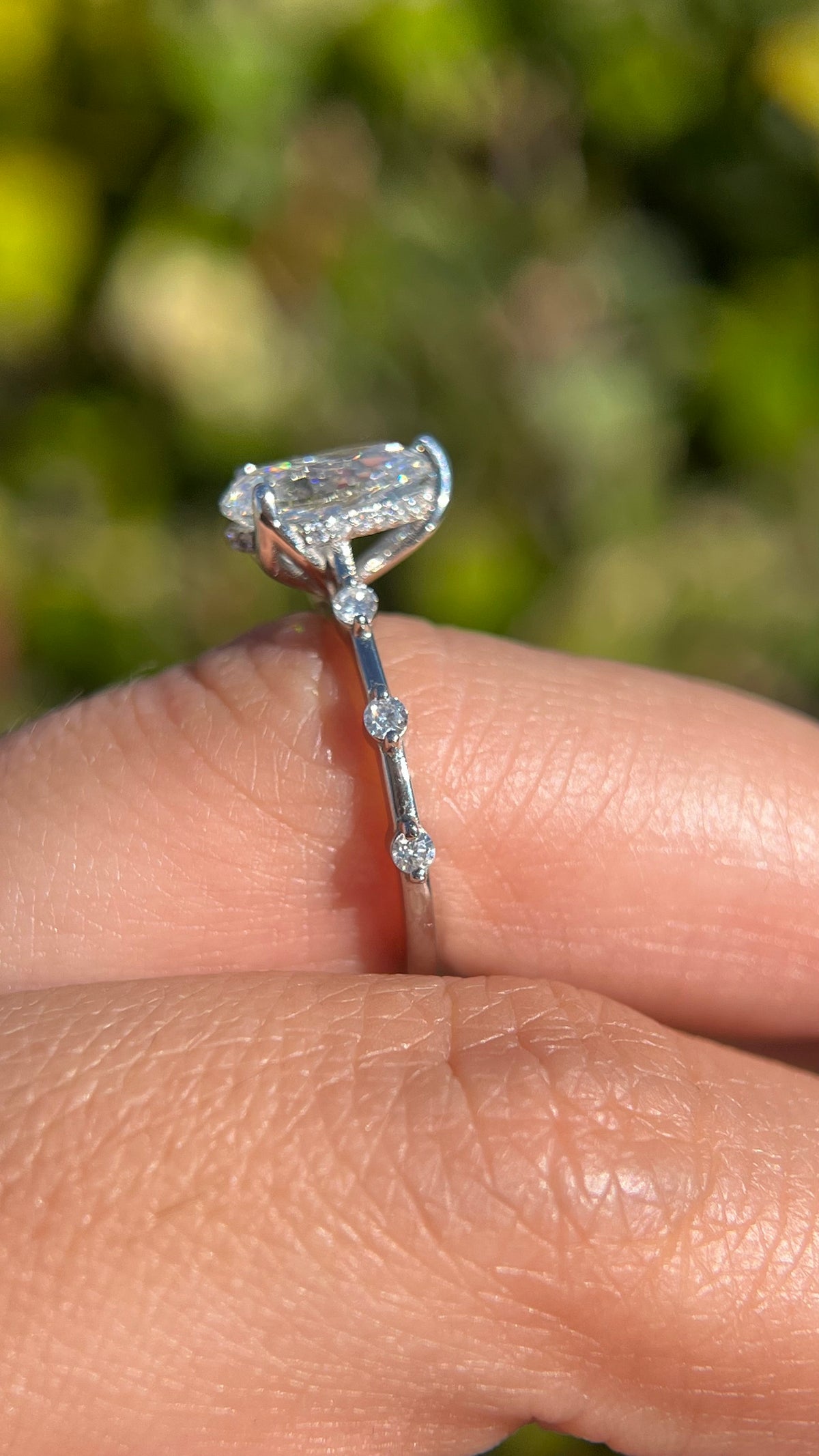 Belle 1.38ct F-VS1 Pear Cut Lab Grown Diamond Engagement Ring 14K Gold