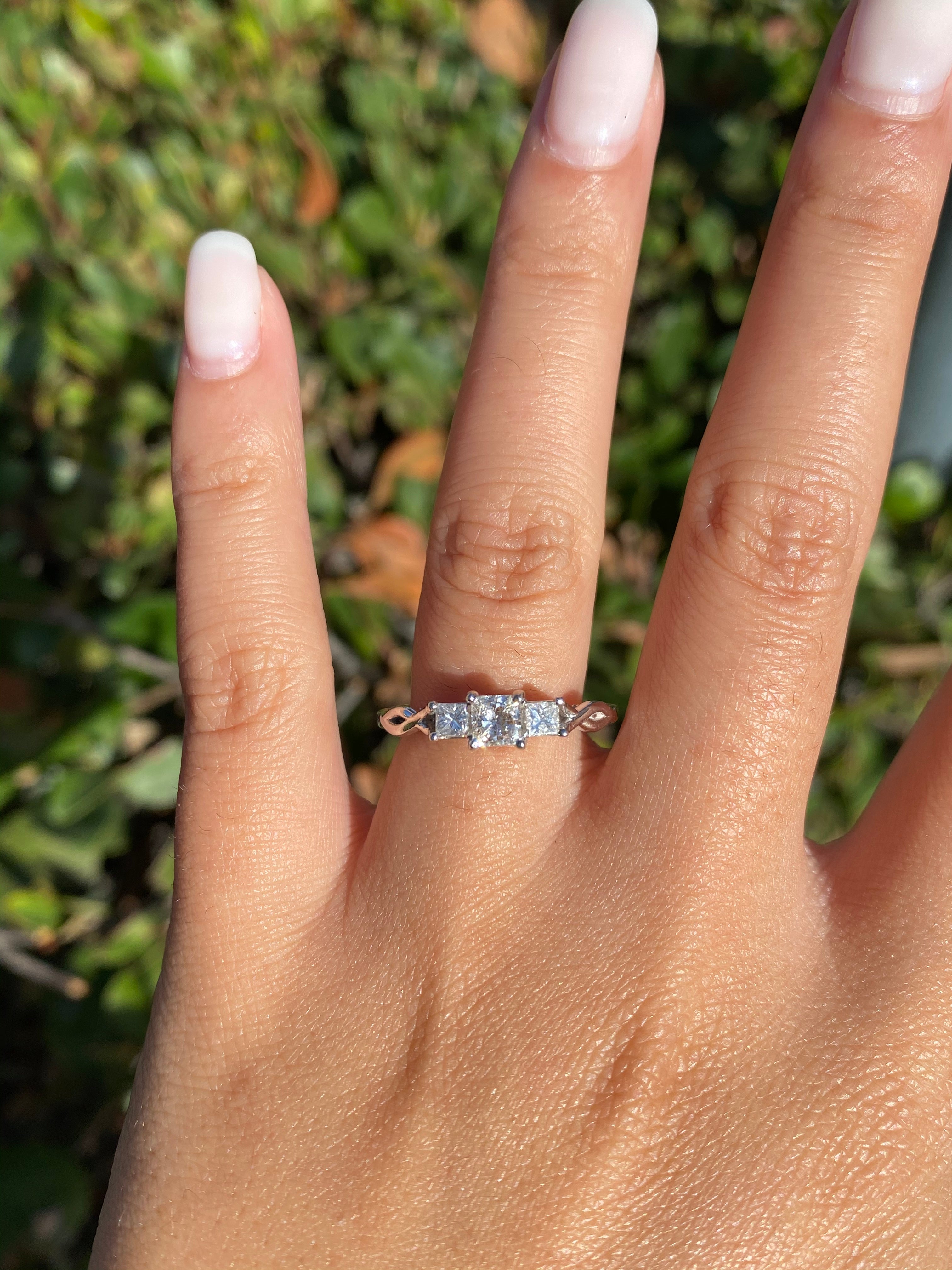 0.30cts. Princess Cut Diamond Shank Platinum Solitaire Engagement Ring