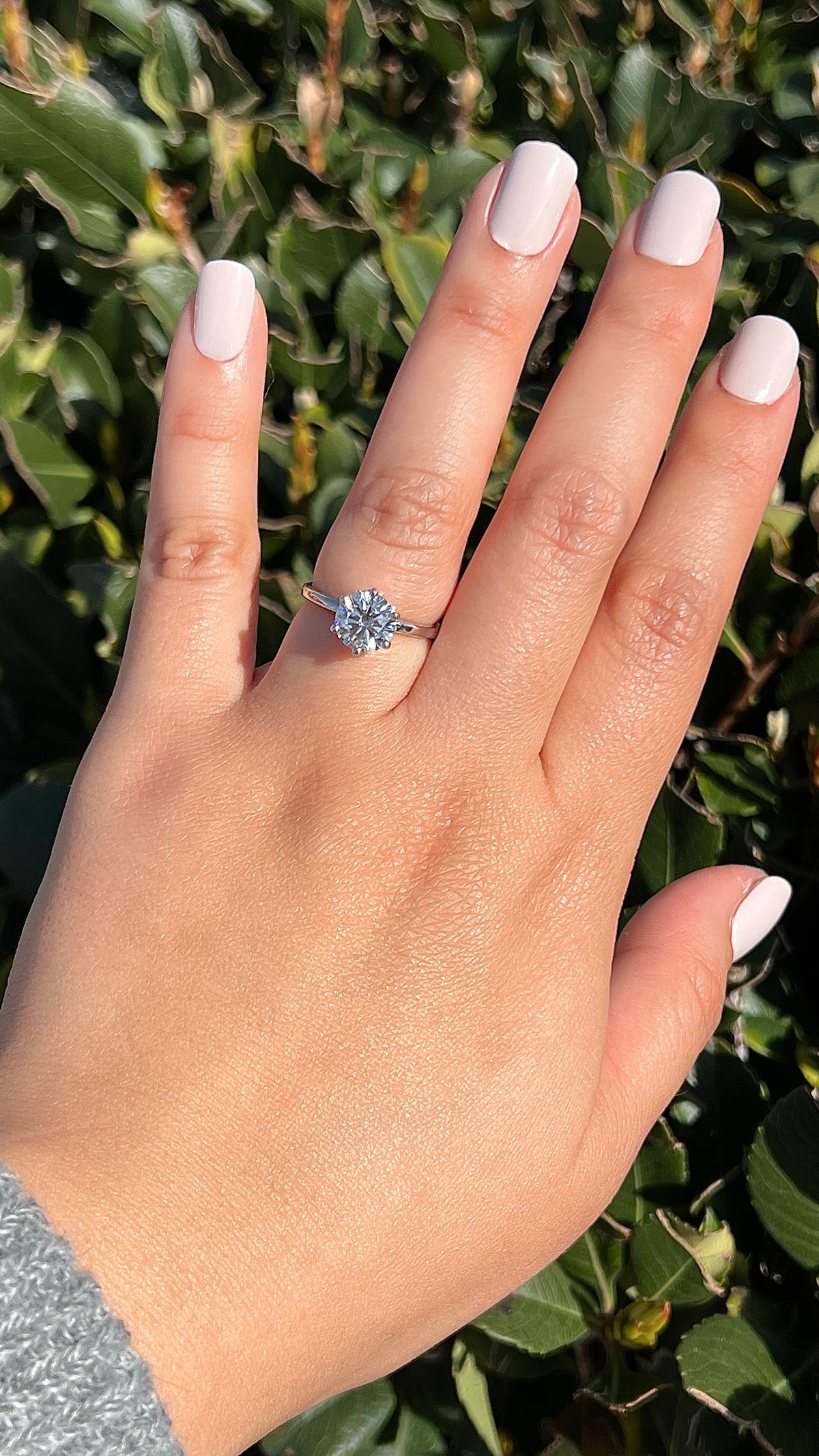 Evie 2.06ct E-VS1 Round Cut Lab Grown Diamond Engagement Ring 14K Gold