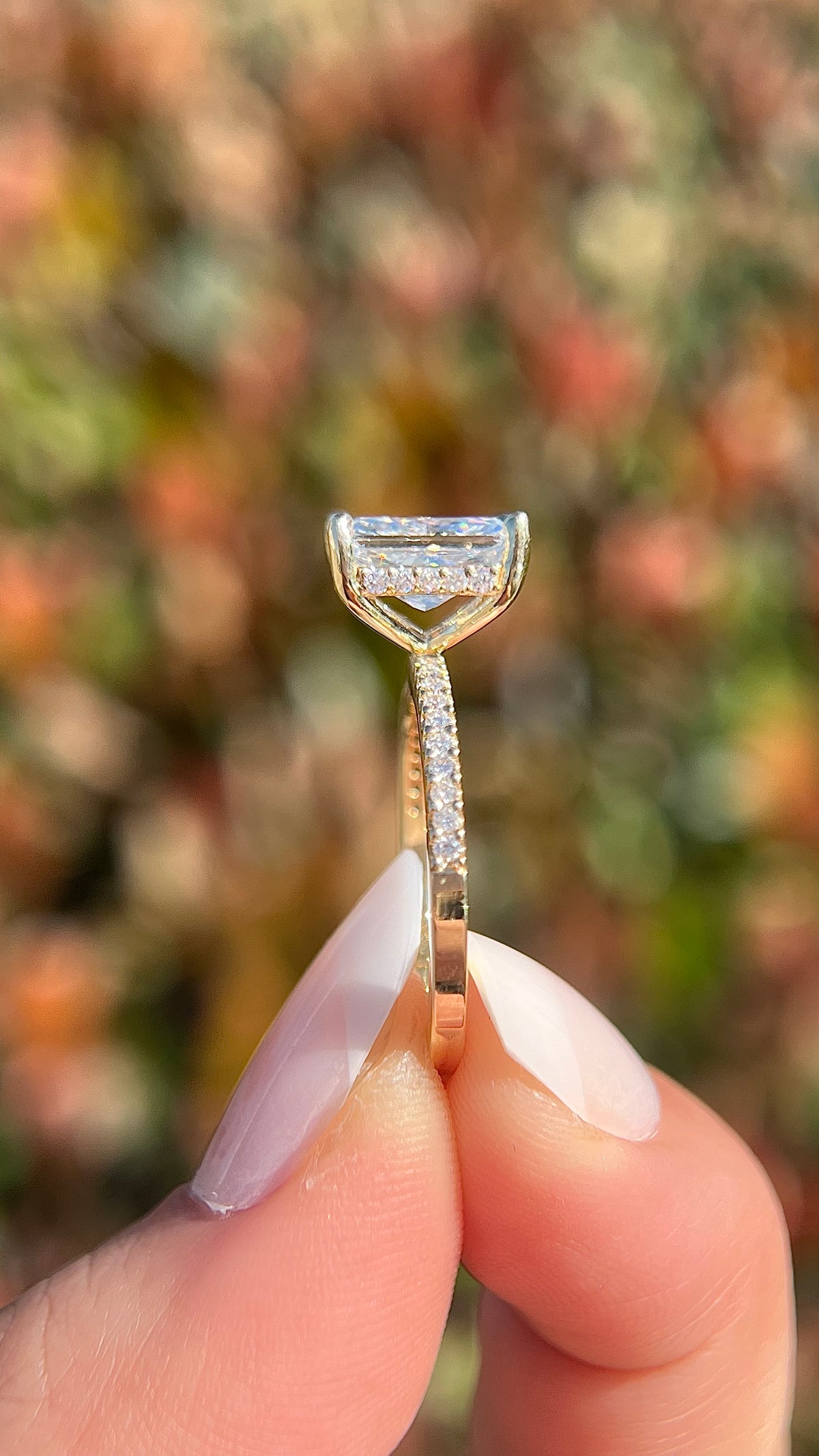 Jada 2.26ct E-VS1 Radiant Cut Lab Grown Diamond Engagement Ring 14K Gold