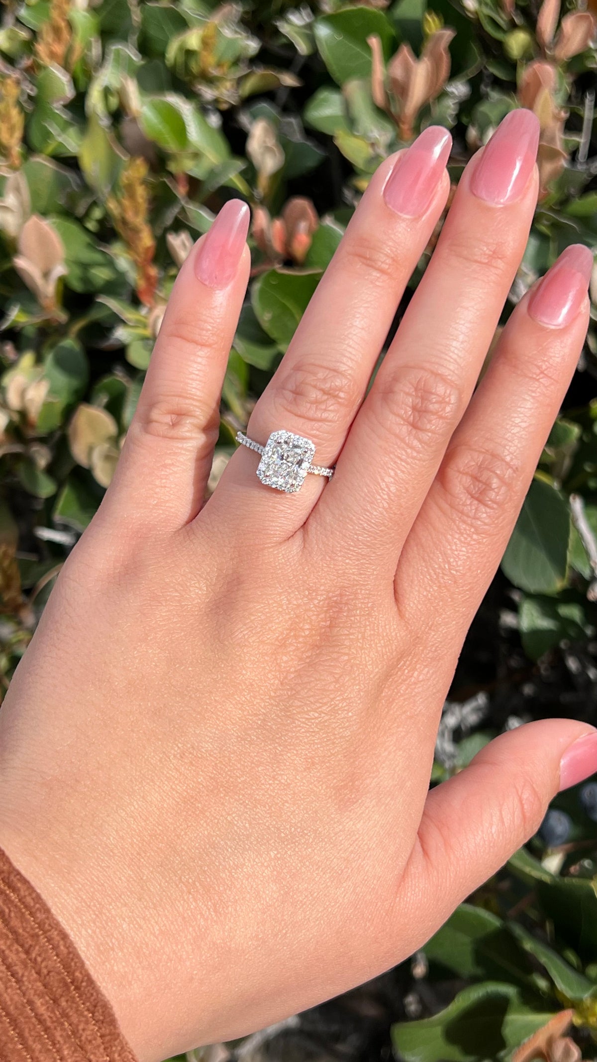 Lily 1.51ct E-VS1 Radiant Cut Lab Grown Diamond Engagement Ring 14K Gold