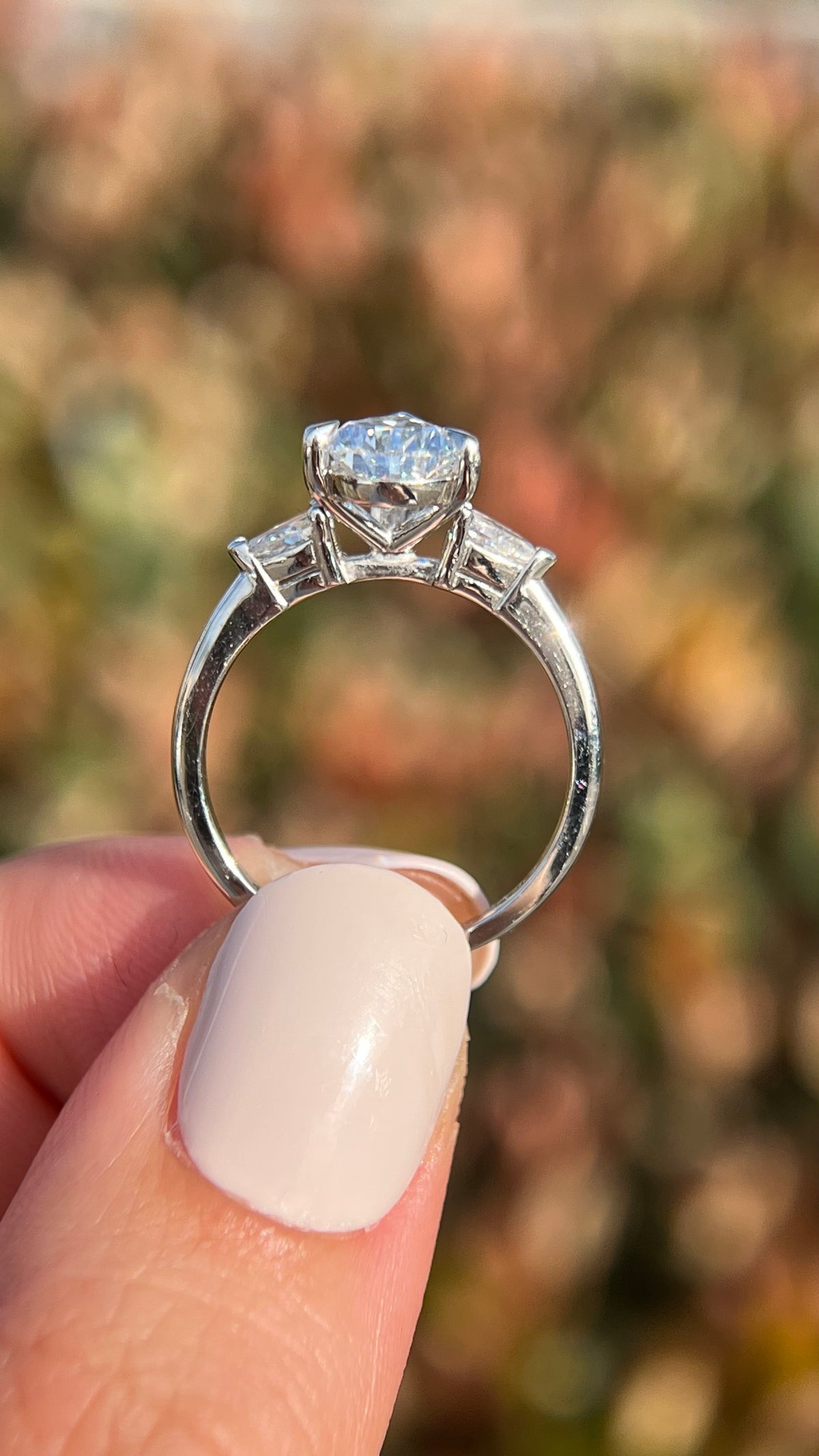 Pam 1.38ct F-VS1 Pear Cut Lab Grown Diamond Engagement Ring 14K Gold