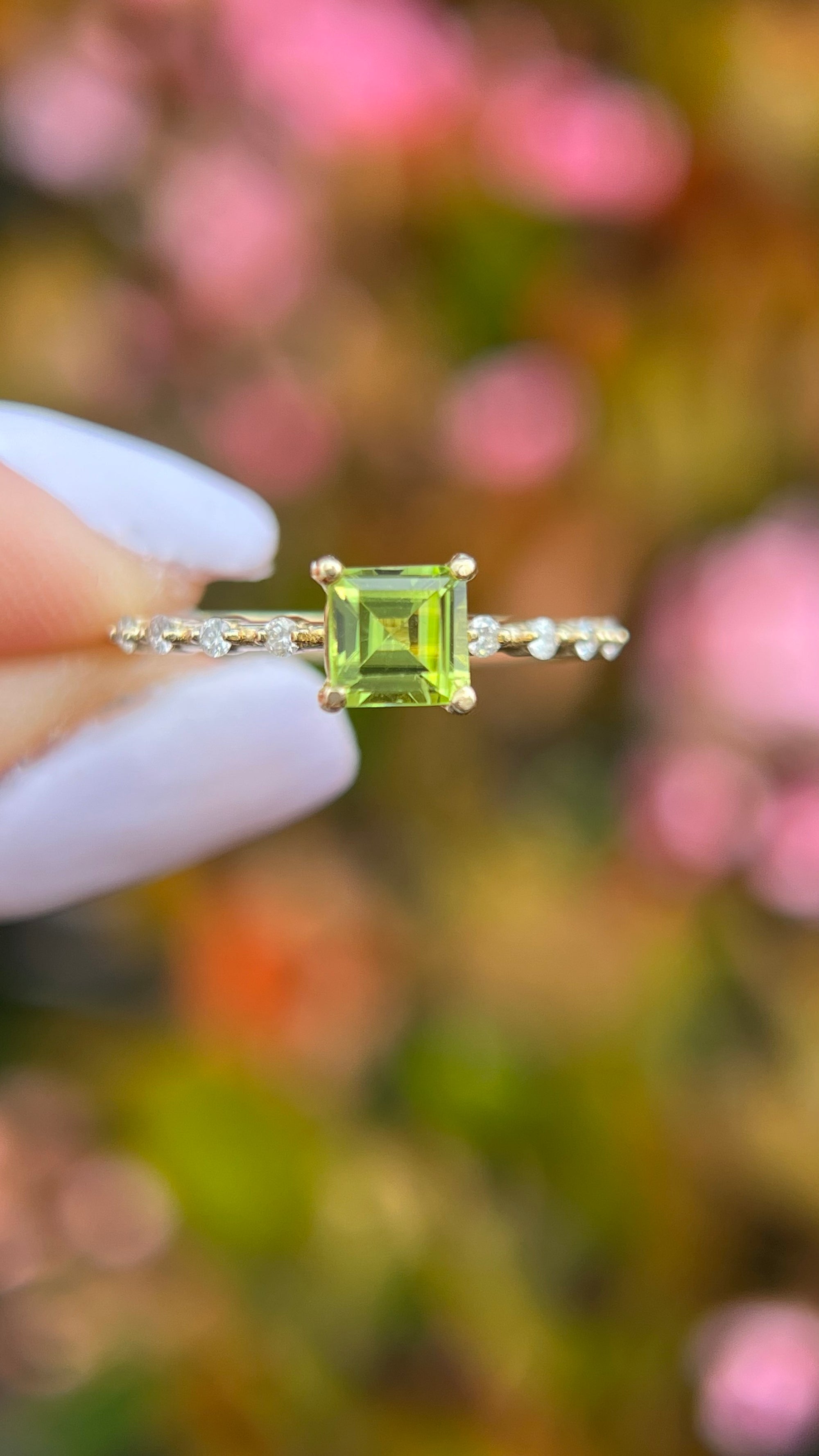 Bella 5mm 0.70ct Square Emerald Cut Peridot Spaced Diamond Ring 14K Gold DFR024
