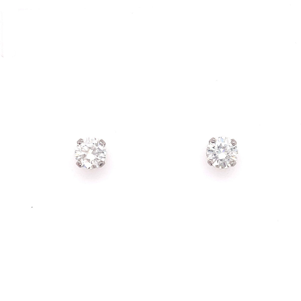 5.5mm (0.60ct x 2) Forever One Round Moissanite Stud Earrings 14K Gold MOIER003