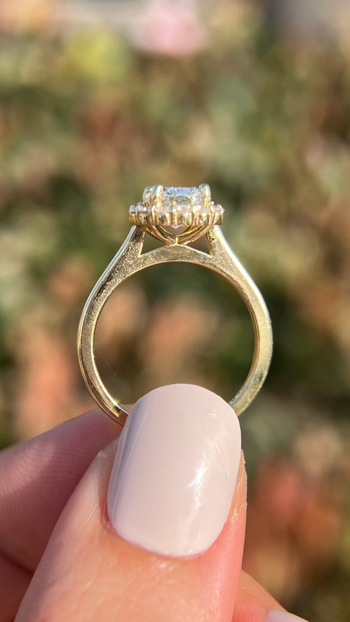 Kali 1.43ct F-VS2 Cushion Cut Lab Grown Diamond Engagement Ring 14K Gold